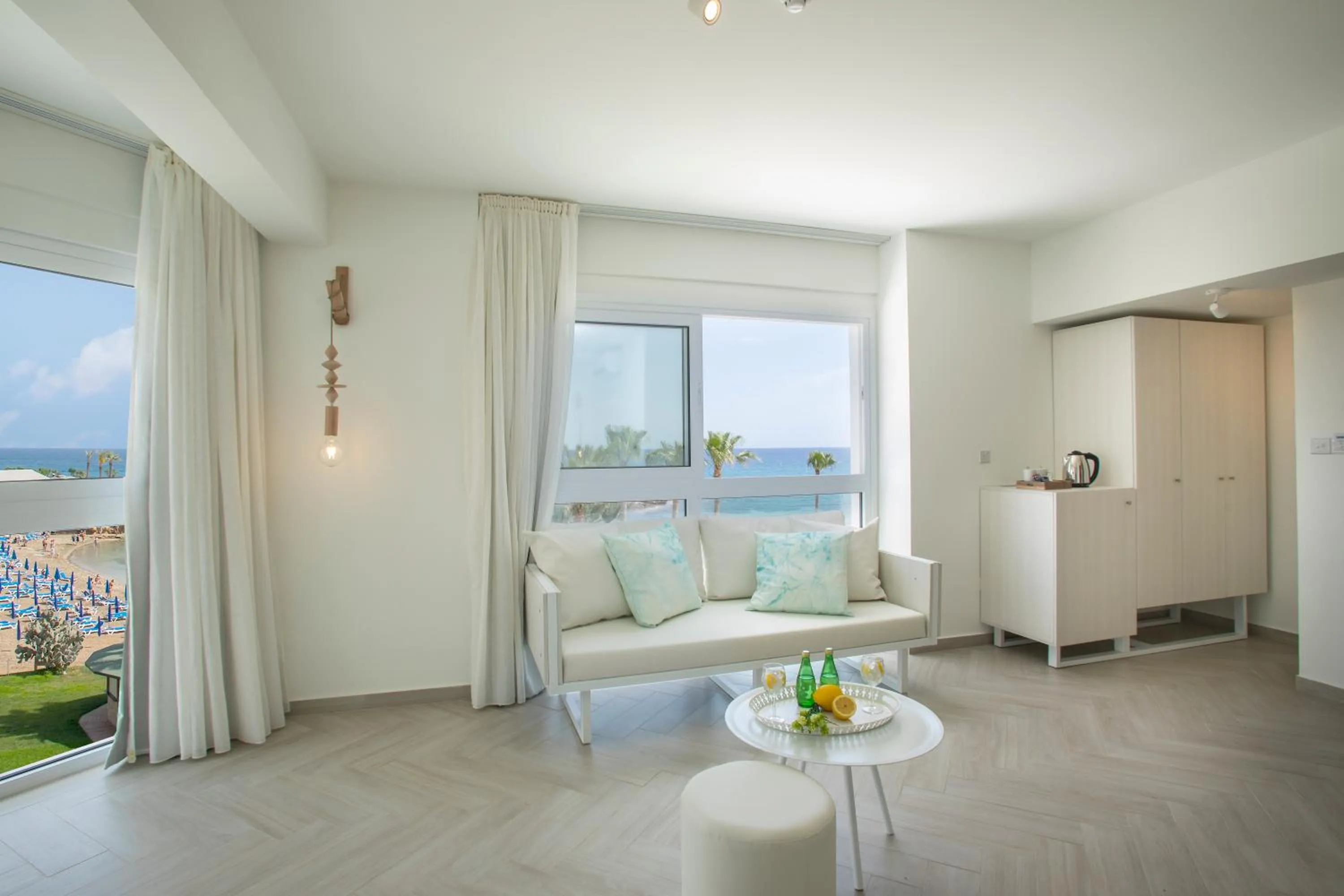 Bedroom in Infinity Blu - Designed for Adults by Louis Hotels