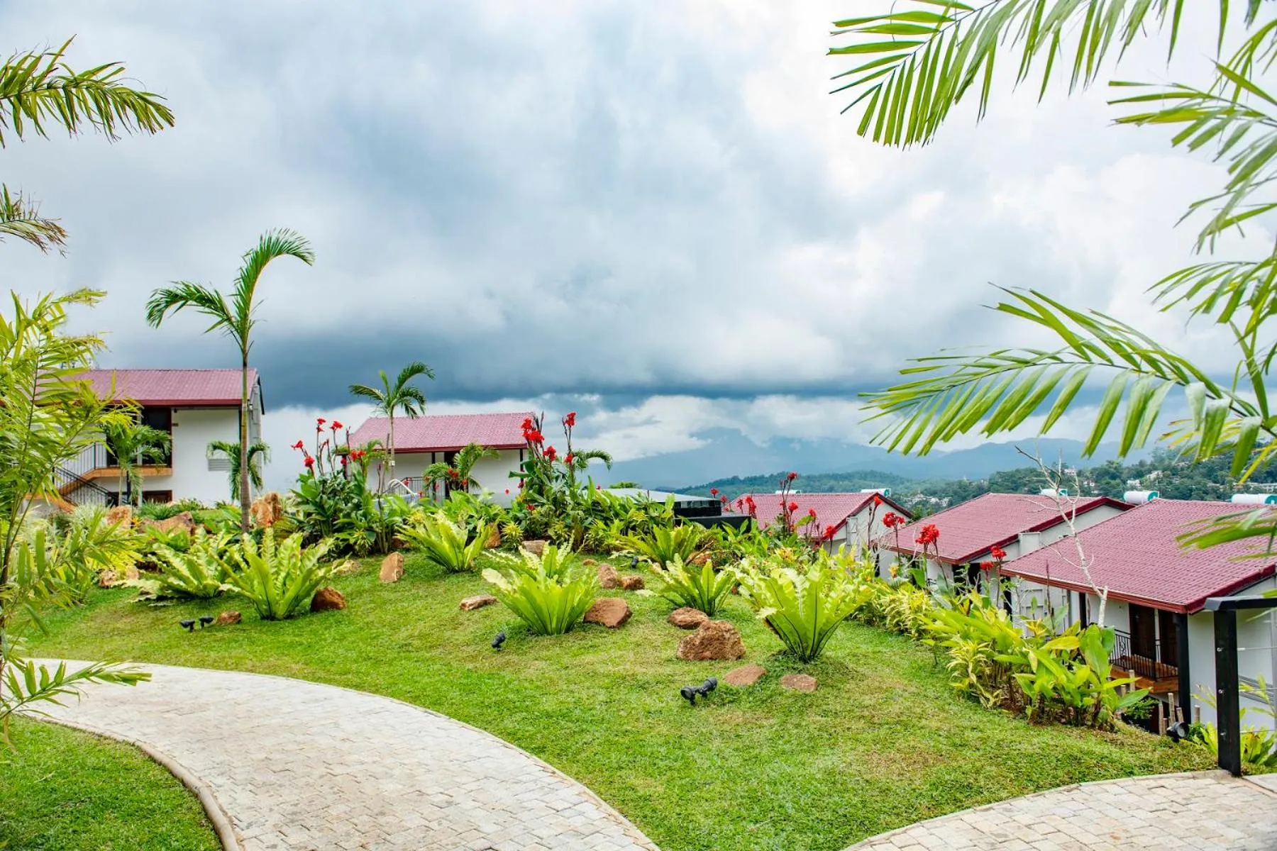 Garden in Fox Kandy by Fox Resorts - Luxury in the Mist