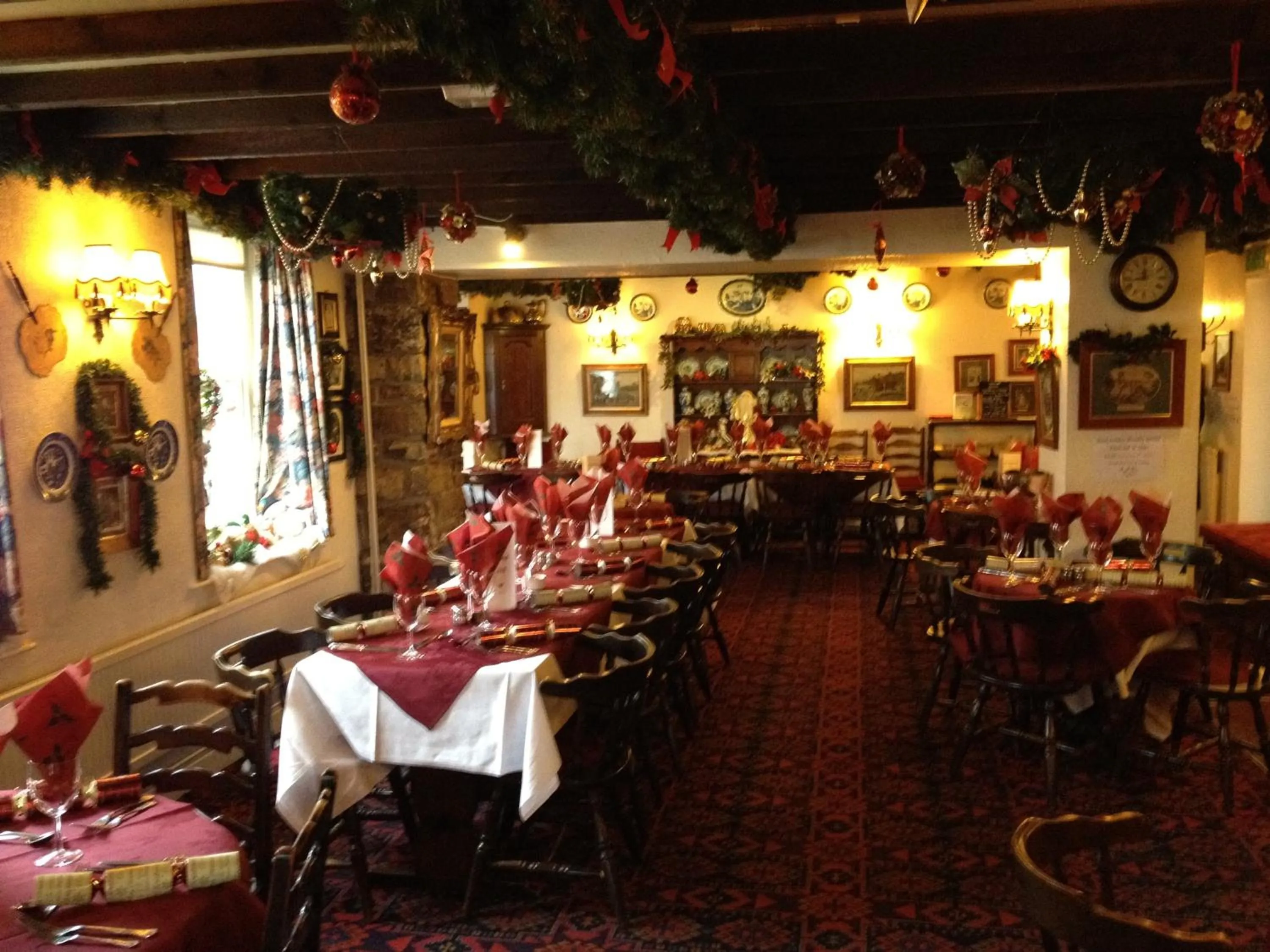 Restaurant/places to eat in Victoria Inn