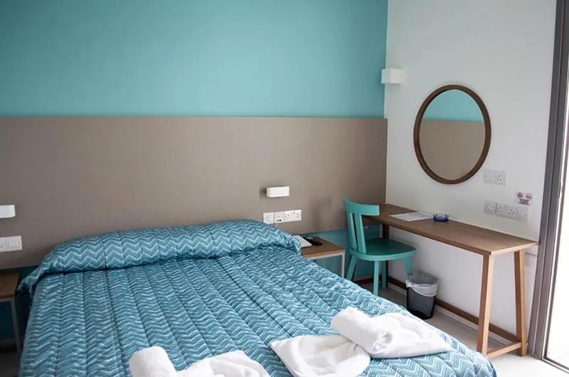 Bed in Mandali Hotel