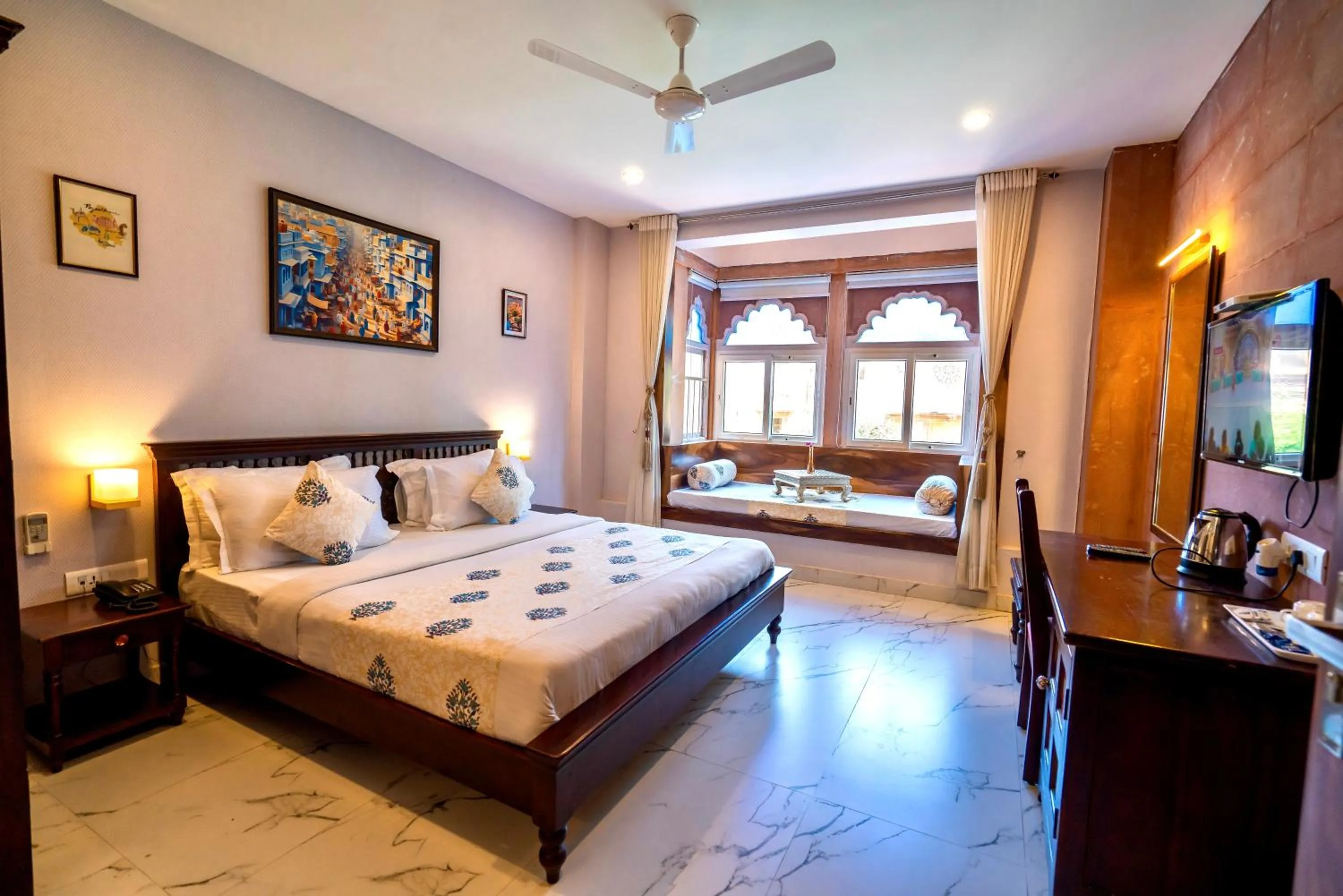 Bed in Kankariya Heritage