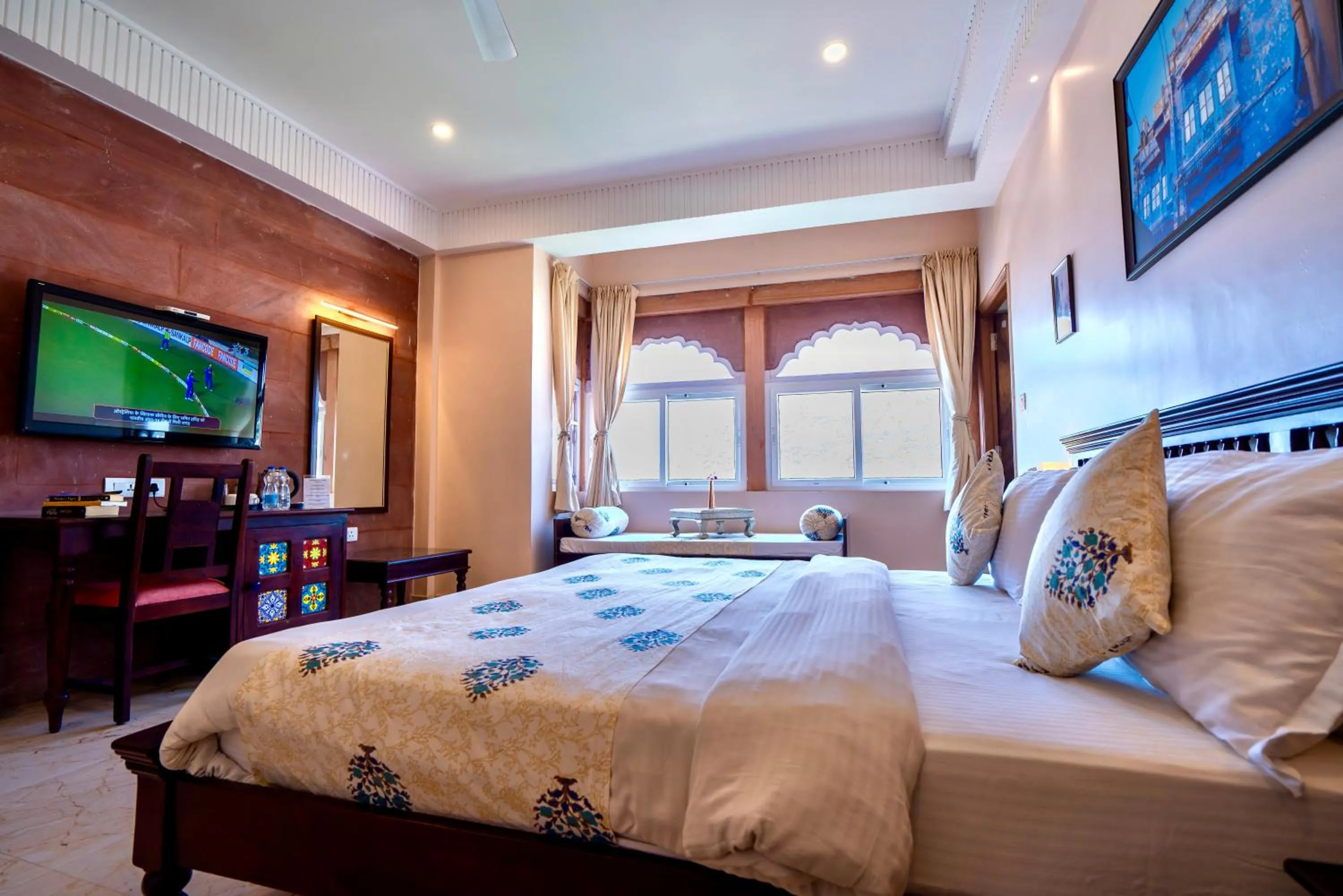 Bed in Kankariya Heritage