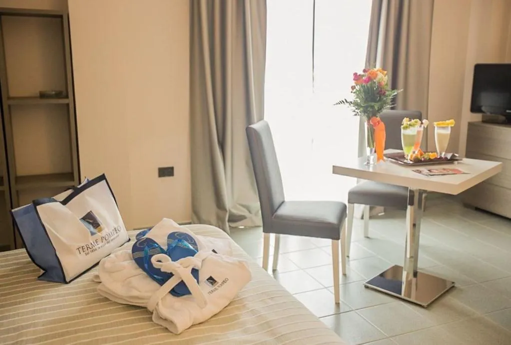 Photo of the whole room, Bed in Hotel Fontana Olente