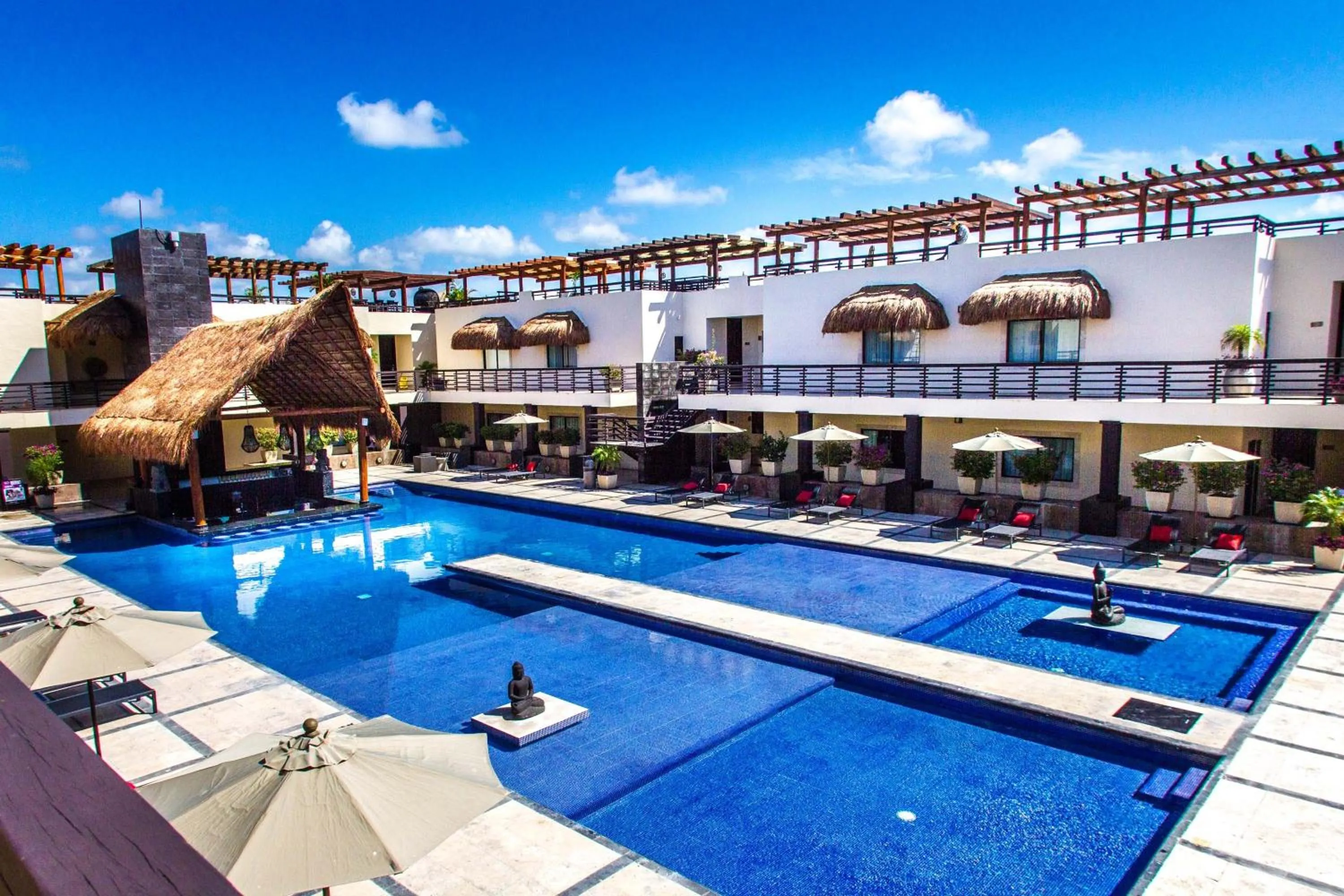 Solarium in Aldea Beachside Condo by BVR