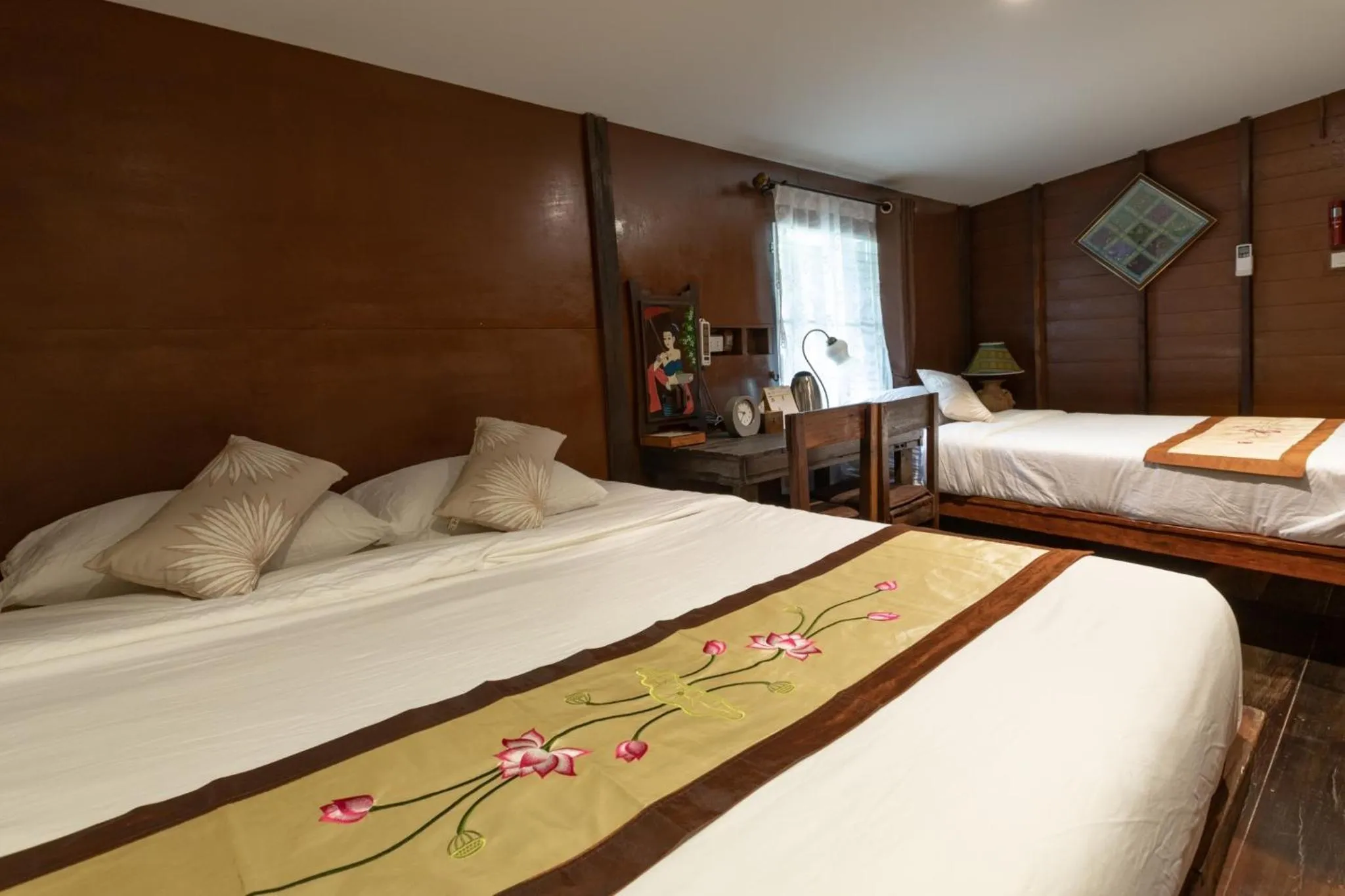 Bed in Reuan Vilawan