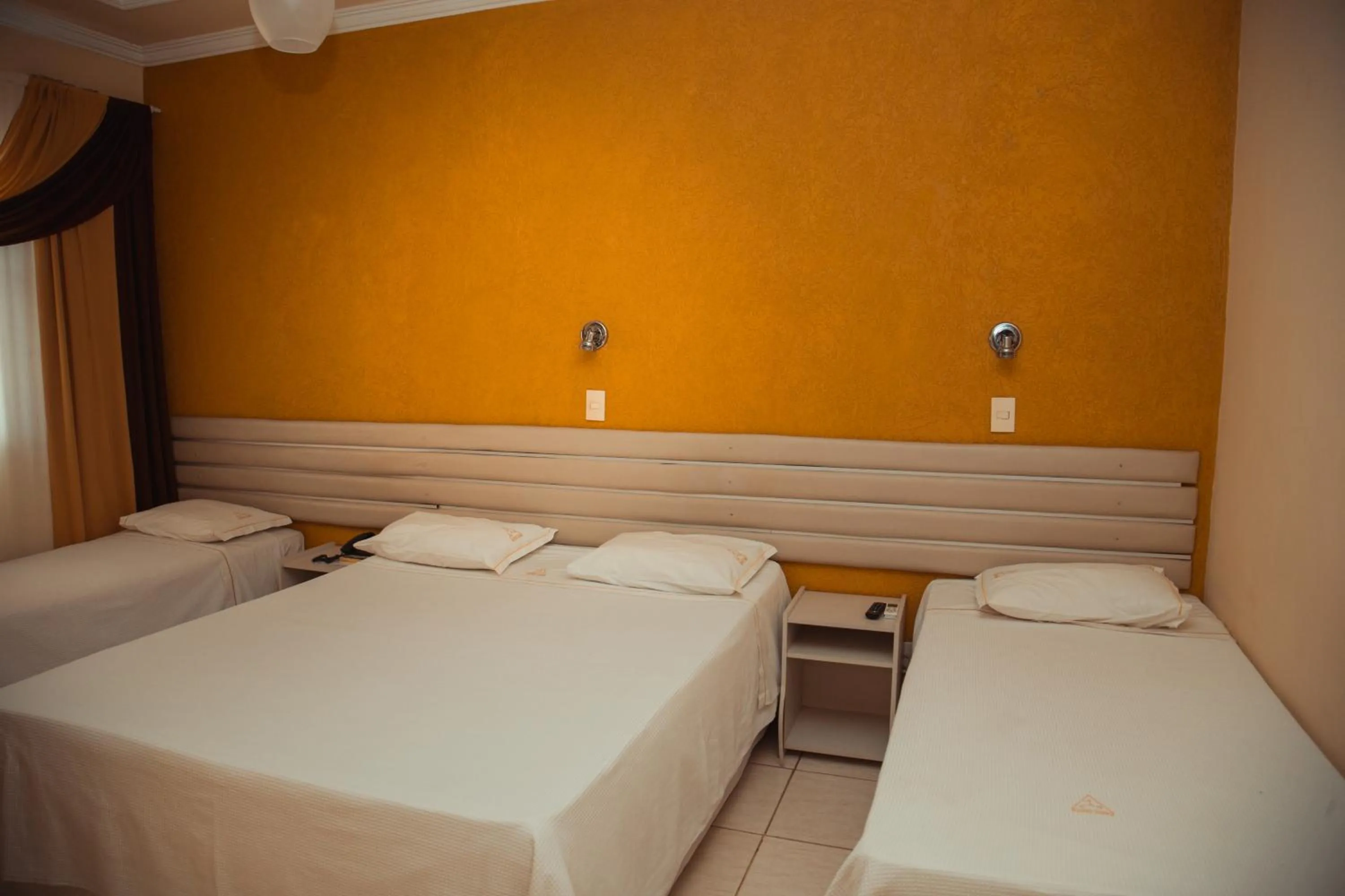 Photo of the whole room, Bed in Hotel Meri