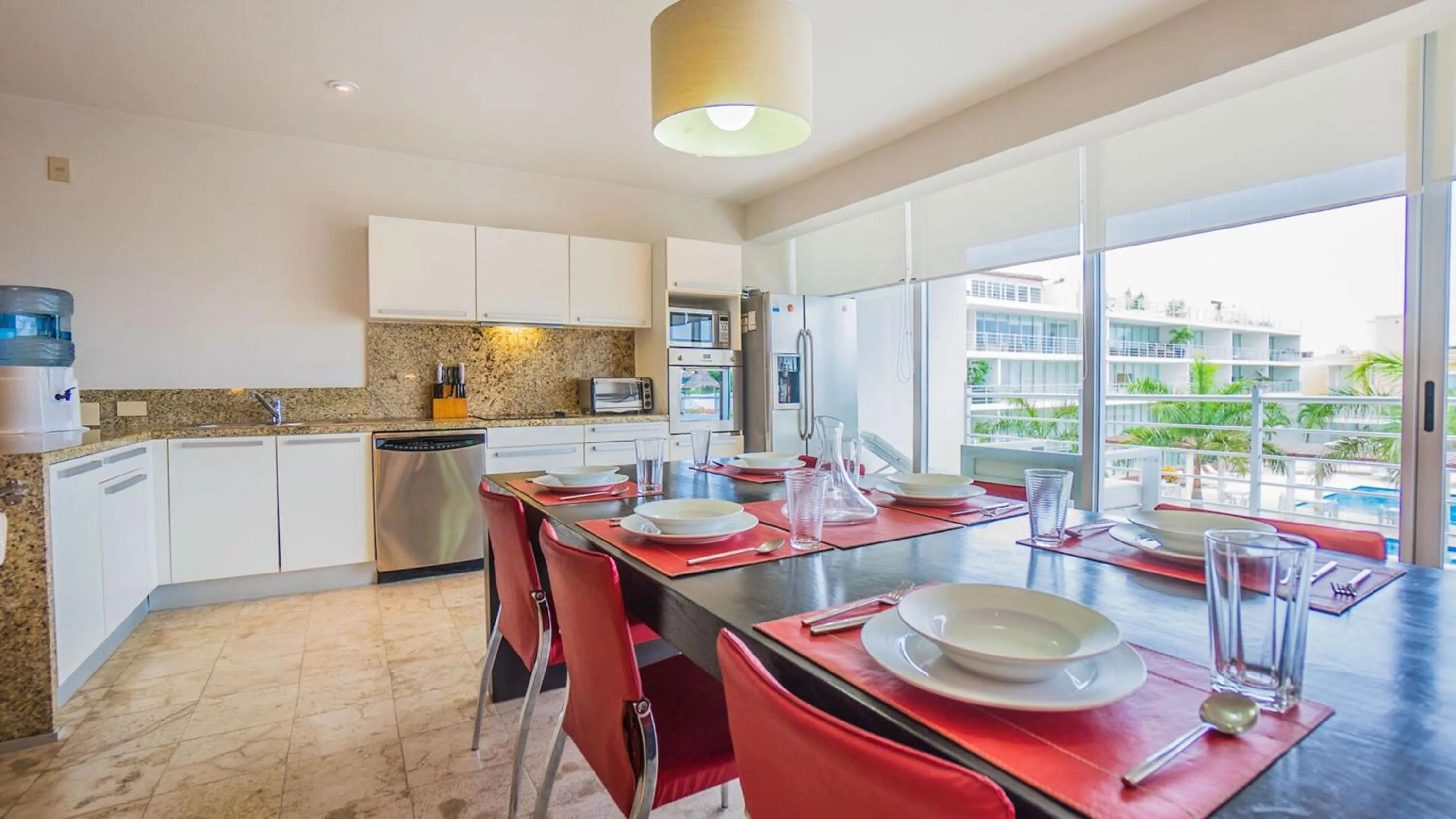 Dining area in Magia Beachside Apartment by BVR