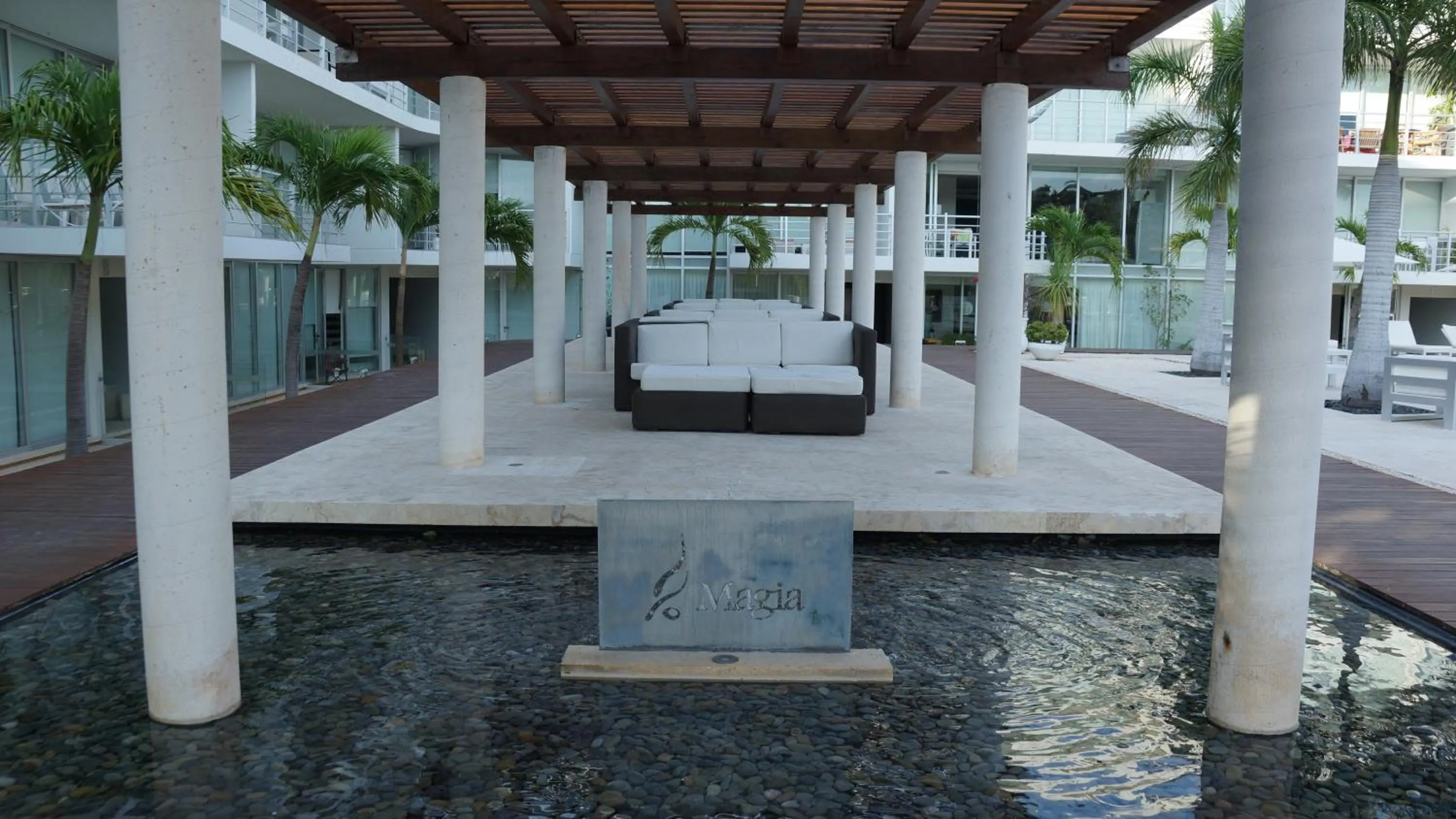 Facade/entrance in Magia Beachside Apartment by BVR