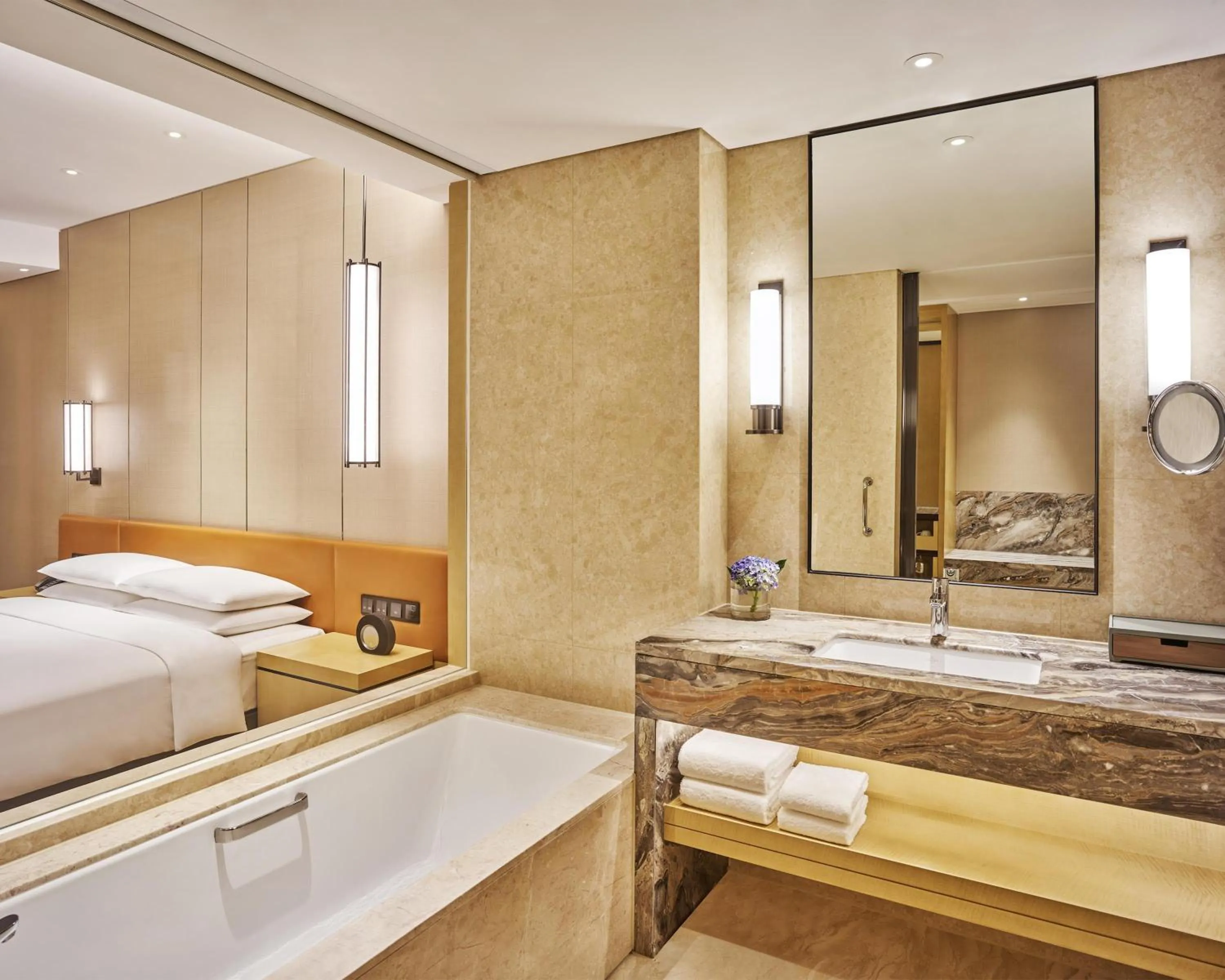 Bathroom, Bed in Hyatt Regency Shenzhen Yantian