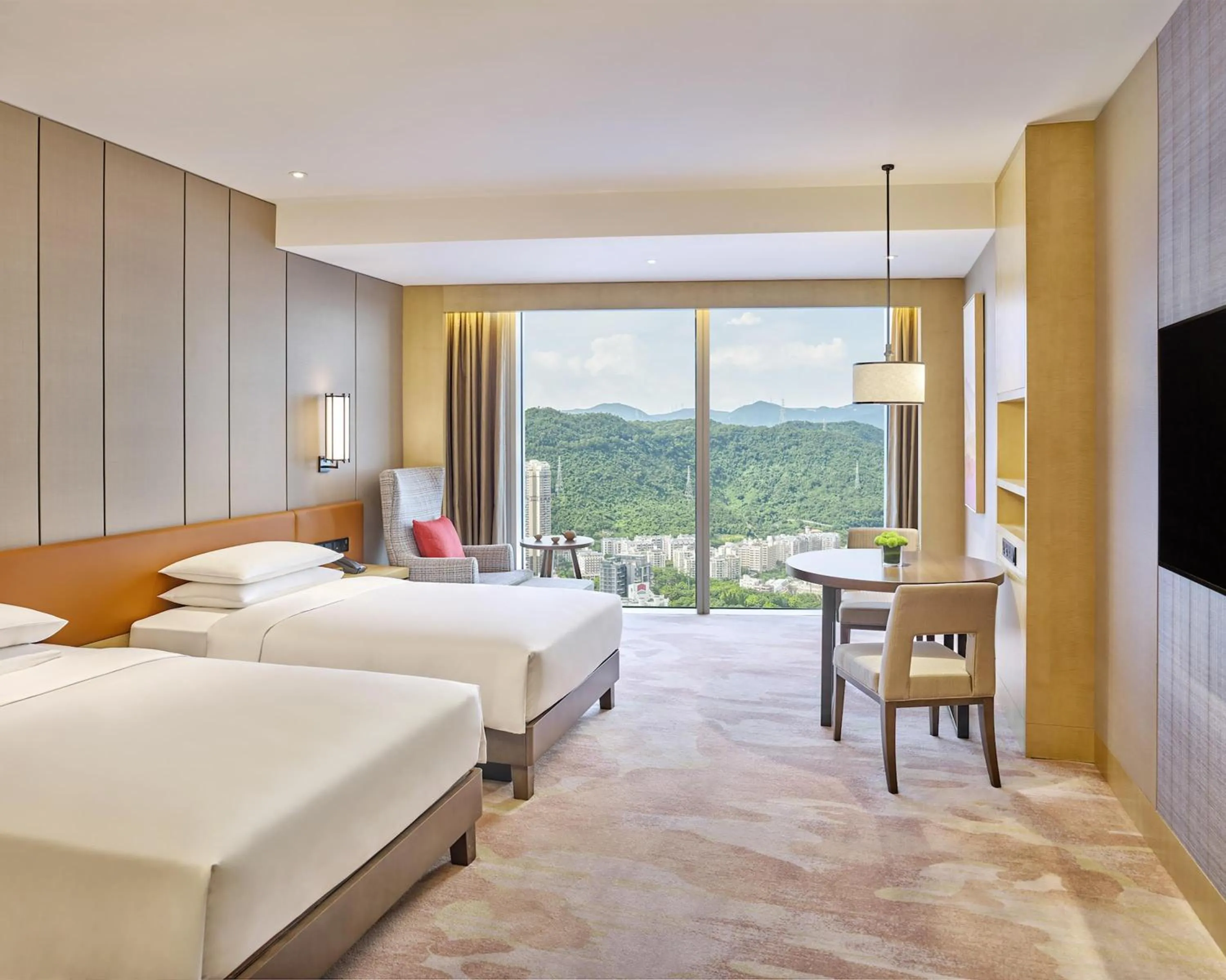 Bedroom, Bed in Hyatt Regency Shenzhen Yantian