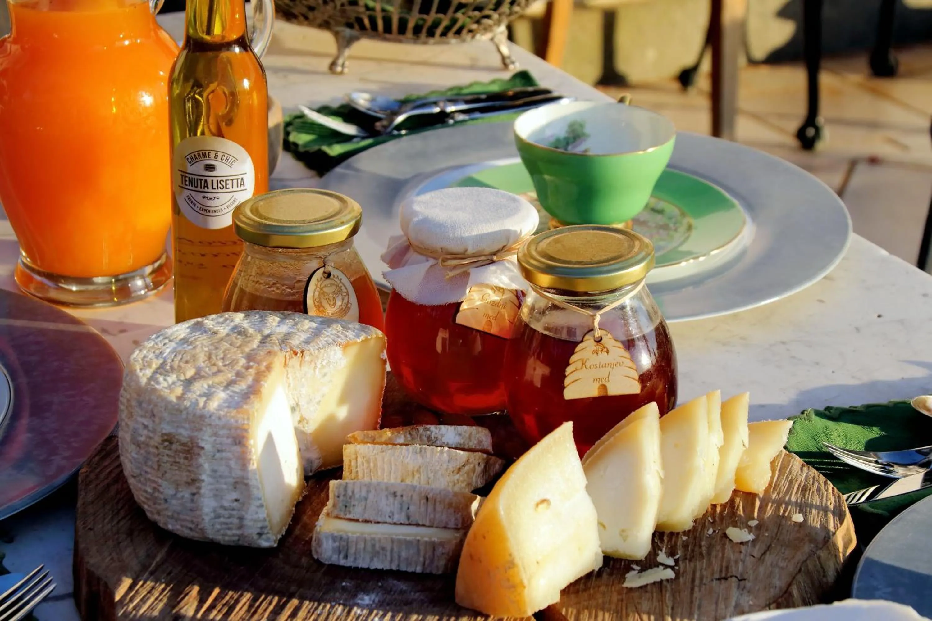 Restaurant/places to eat in Tenuta Lisetta