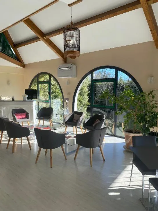 Golf Hotel Colvert - Room Service Disponible