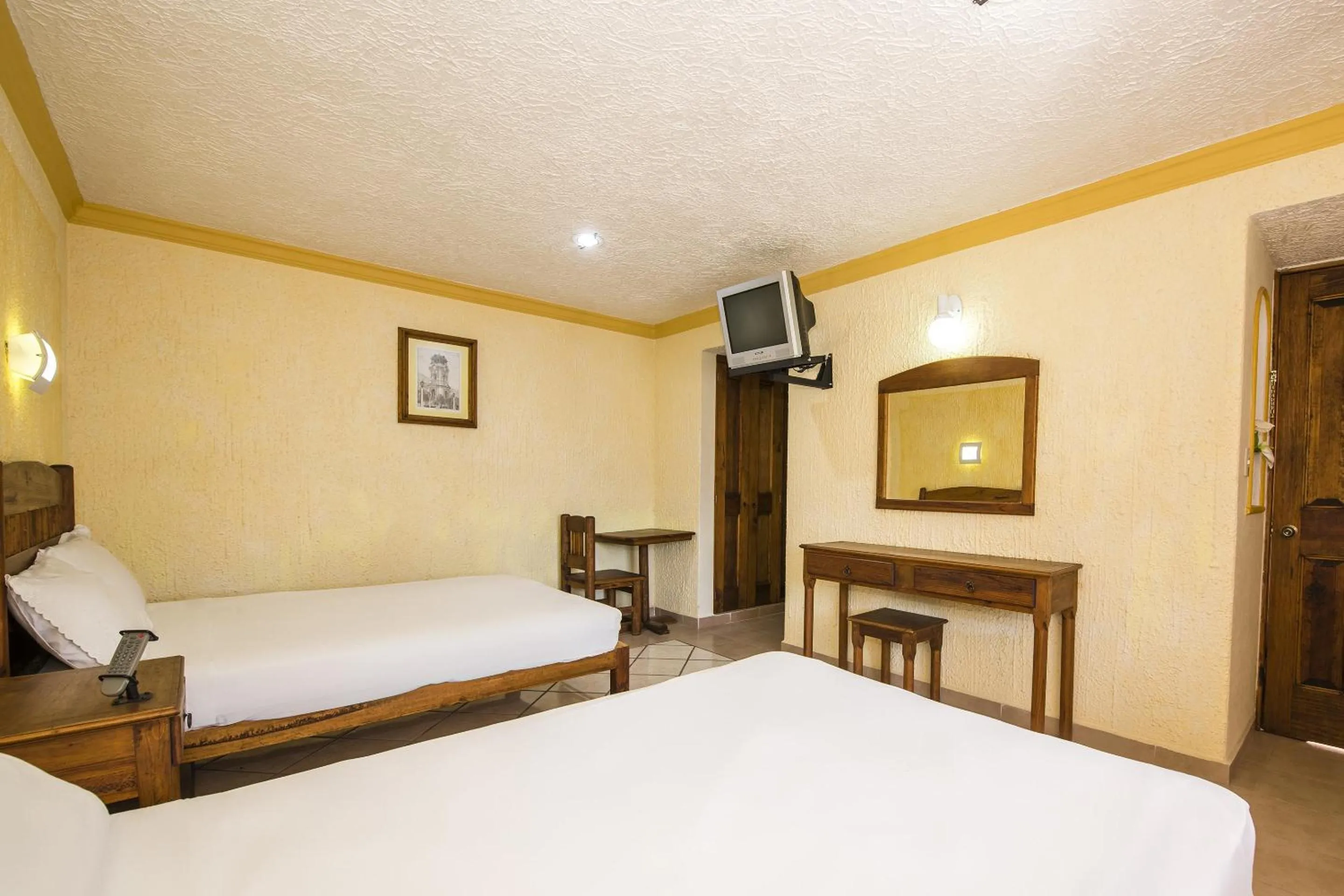 Bedroom, Bed in OYO Hotel La Glorieta, Huichapan