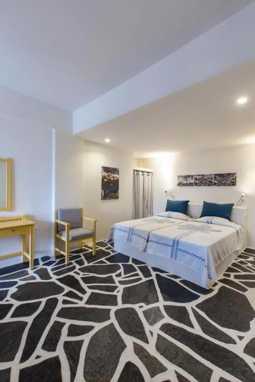 Byzantio Beach Suites & Wellness