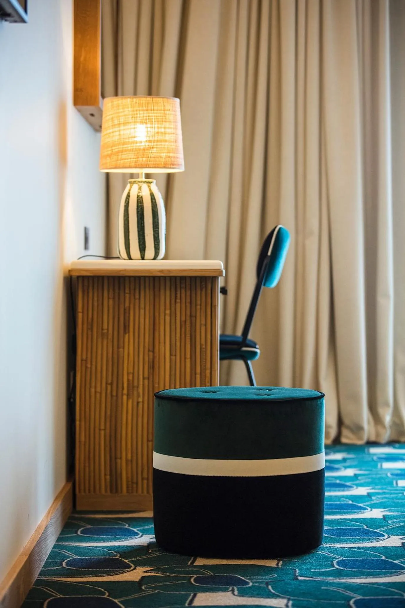 Decorative detail in Hôtel Le Café de Paris