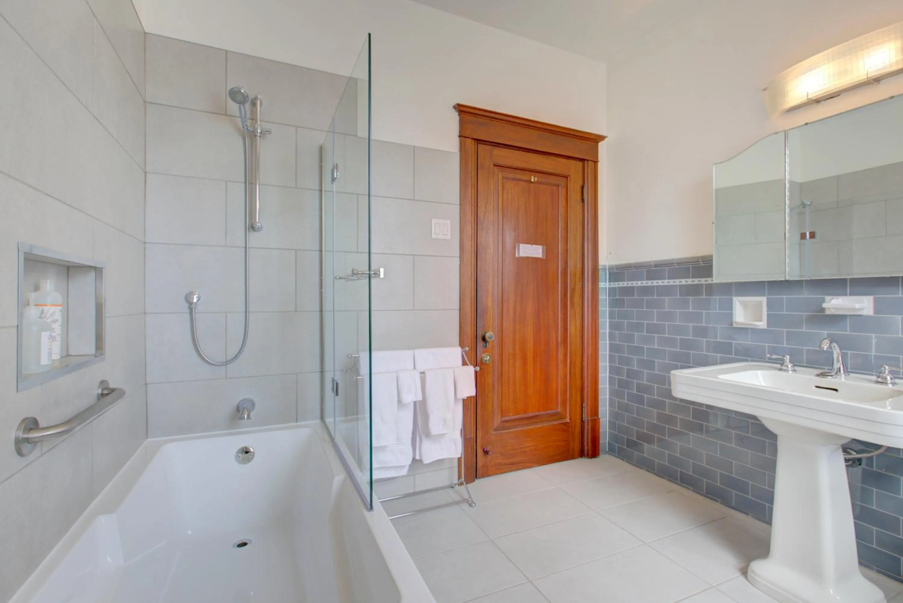 Bathroom in Le Widor