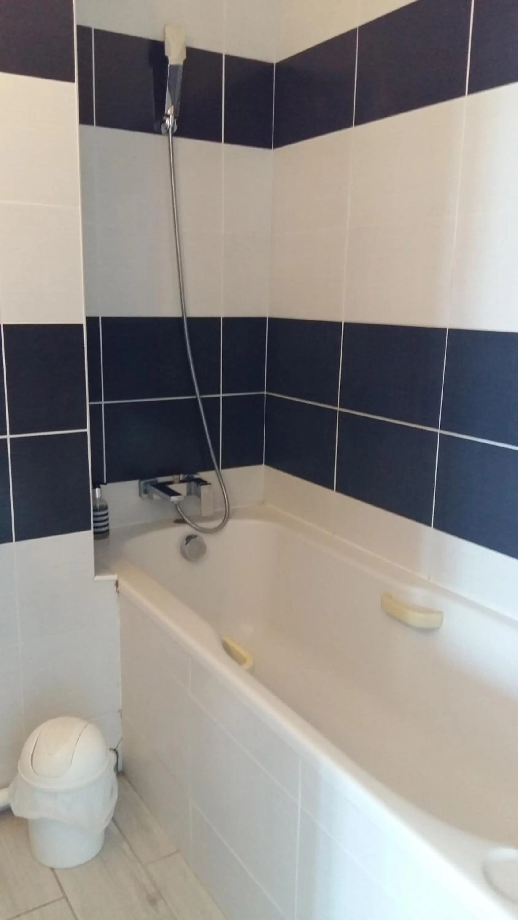 Bathroom in Hotel des Thermes et du Casino