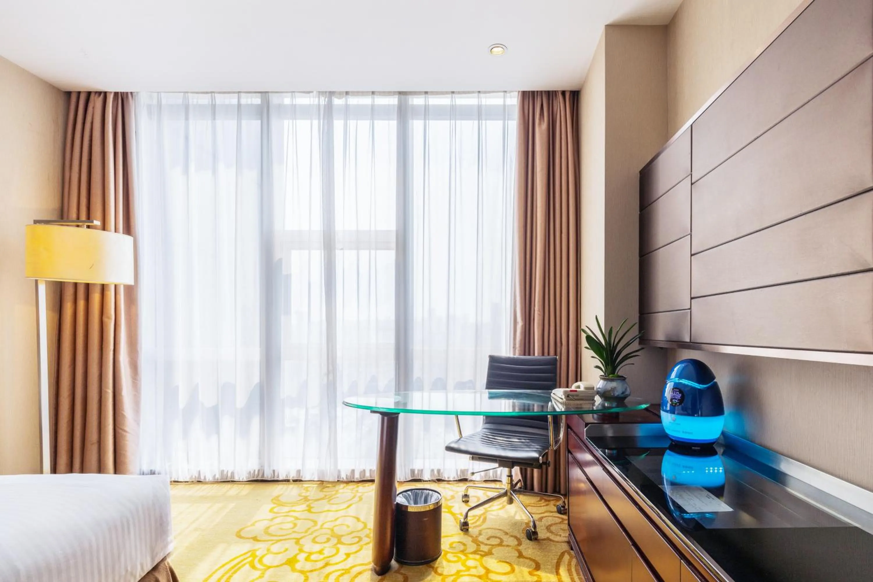 Shenzhen Avant-Garde Hotel