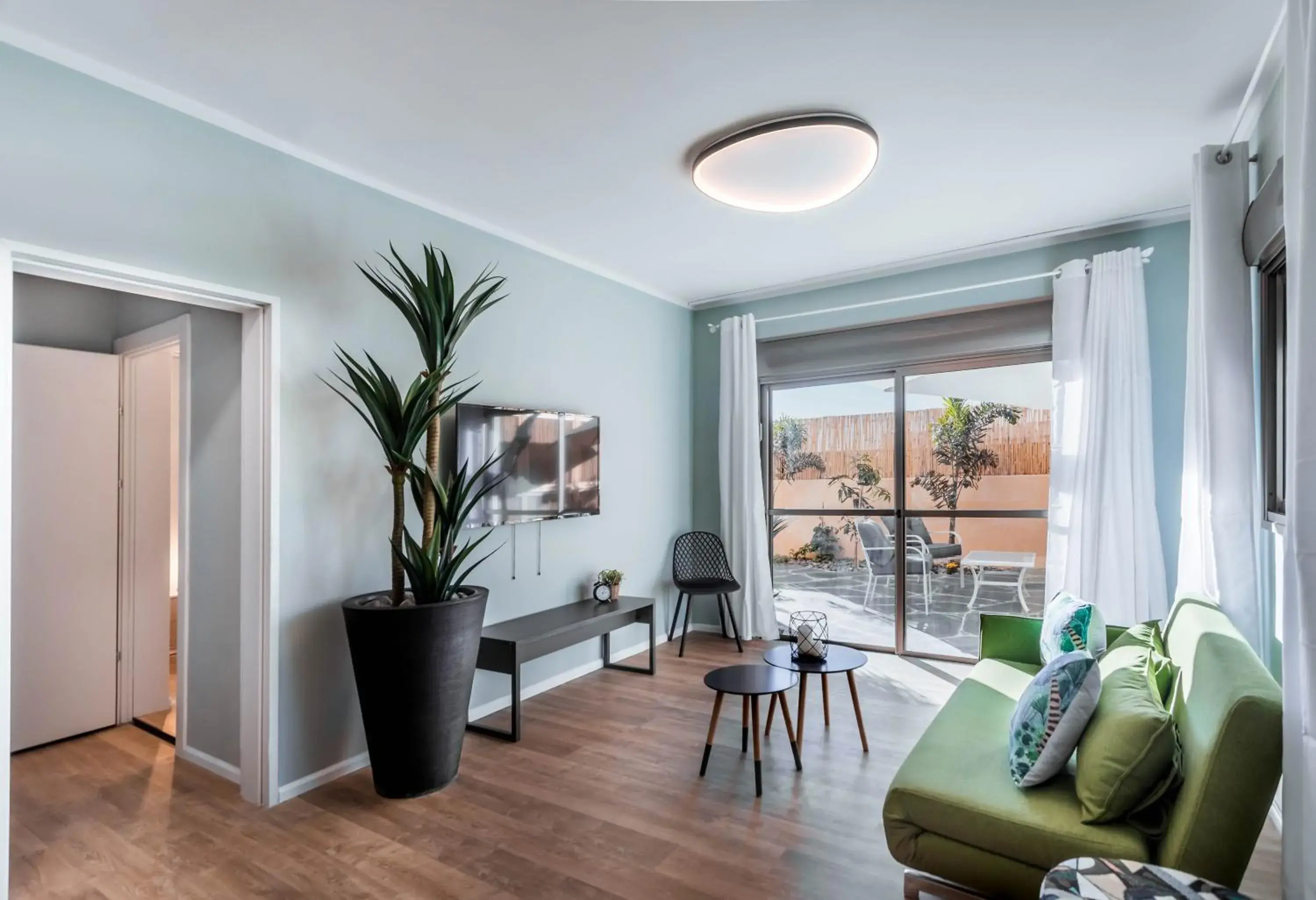 Rare Two-Bedroom Garden Apartment with Pool Exit in Almogim Suites Eilat Hotel Rare Two-Bedroom Garden Apartment with Pool Exit in Almogim Suites Eilat Hotel