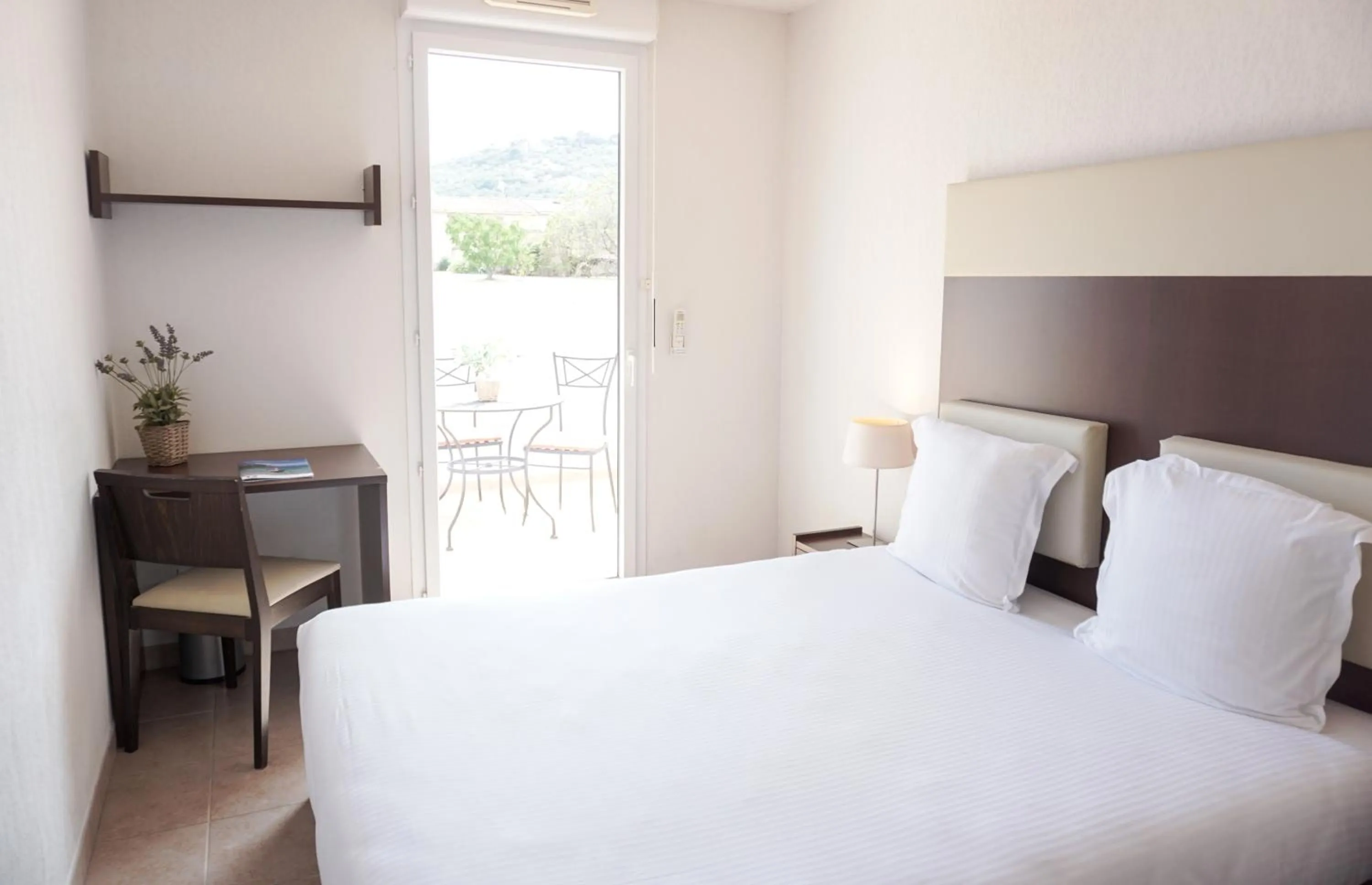 Bed in Comfort Aparthotel Six-Fours