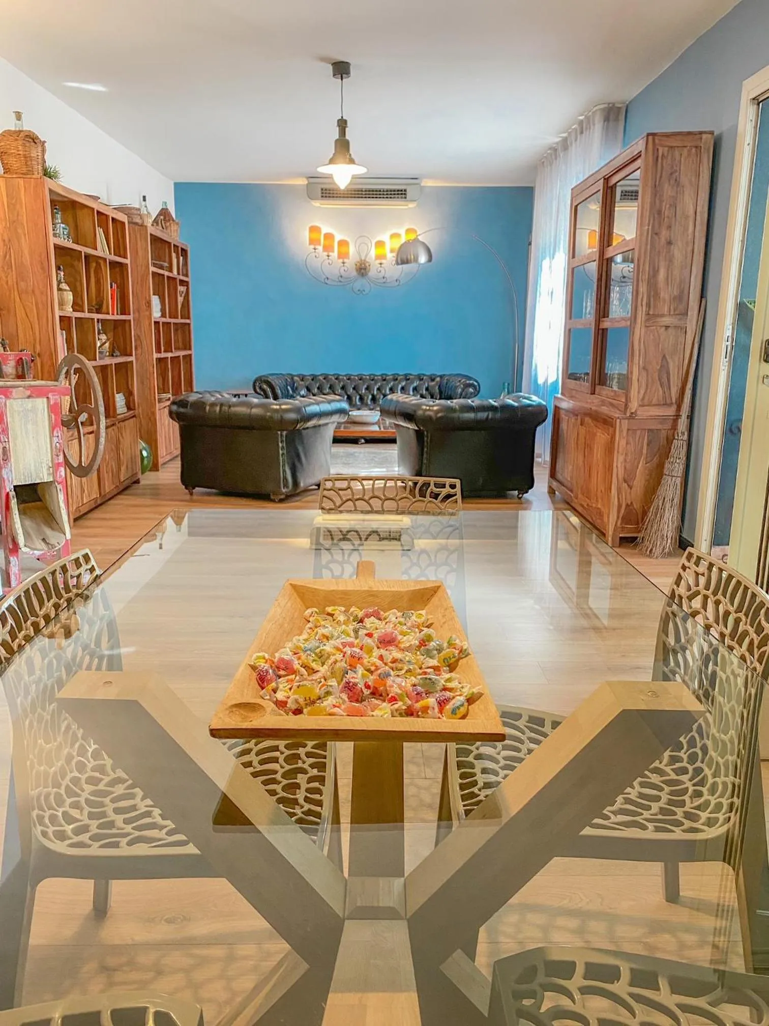 Lounge or bar in Ennesima Osteria con Alloggio - Bike Hotel