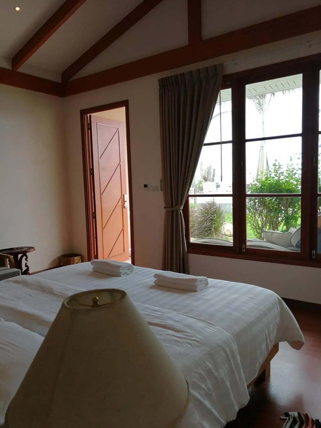 Bedroom, Bed in Seaman Resort