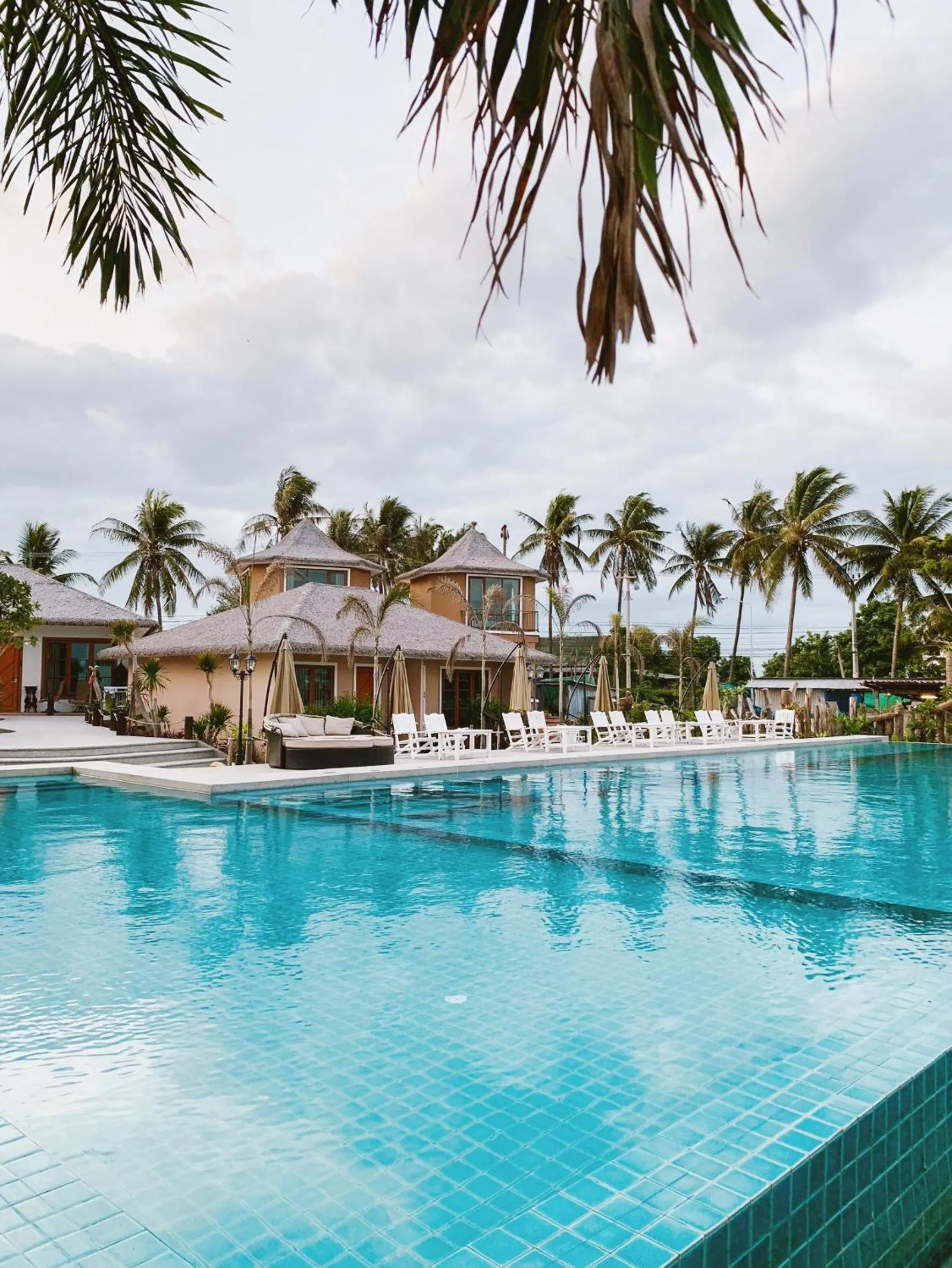 Swimming pool in Seaman Resort