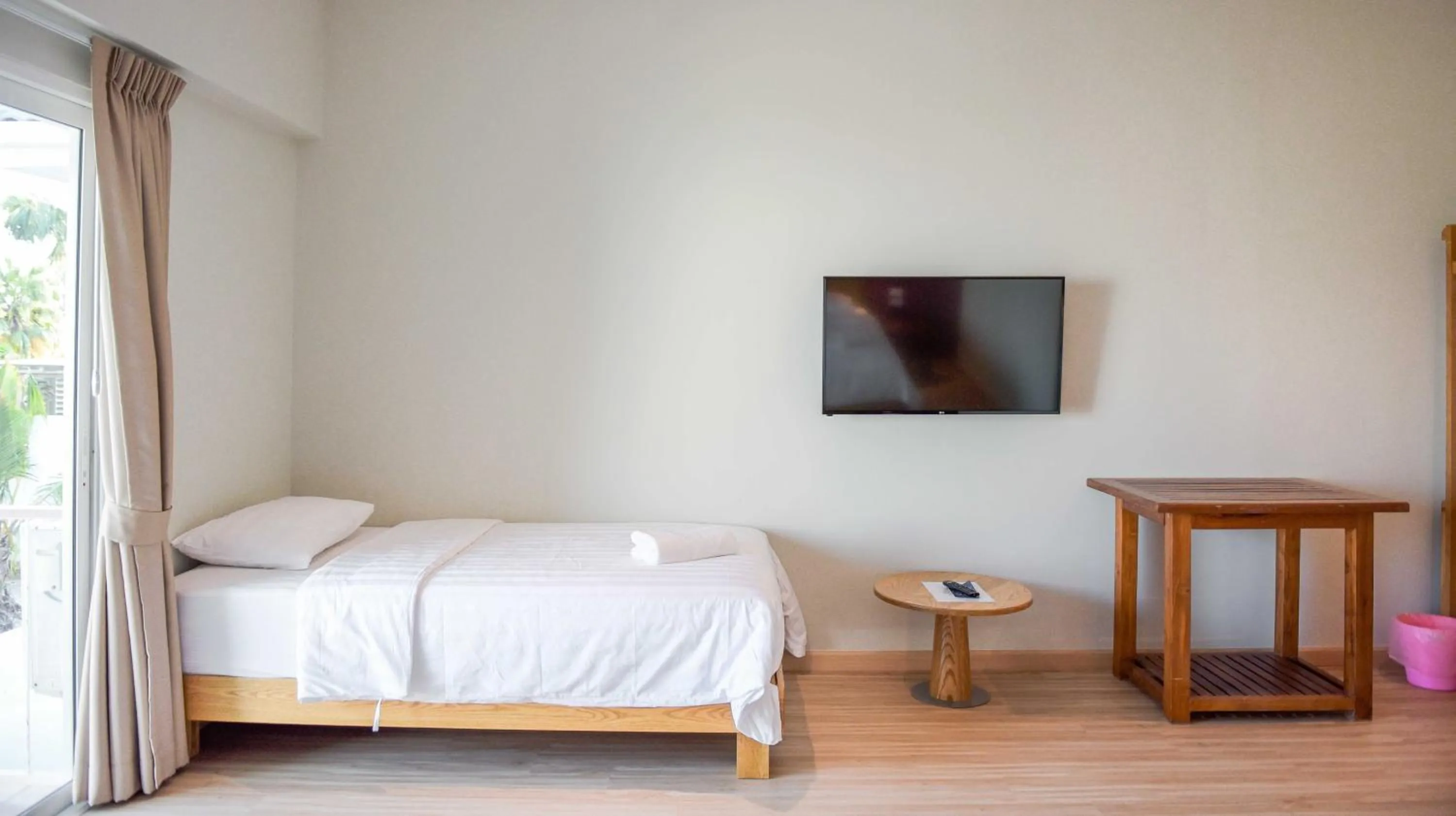 Bed in Seaman Resort