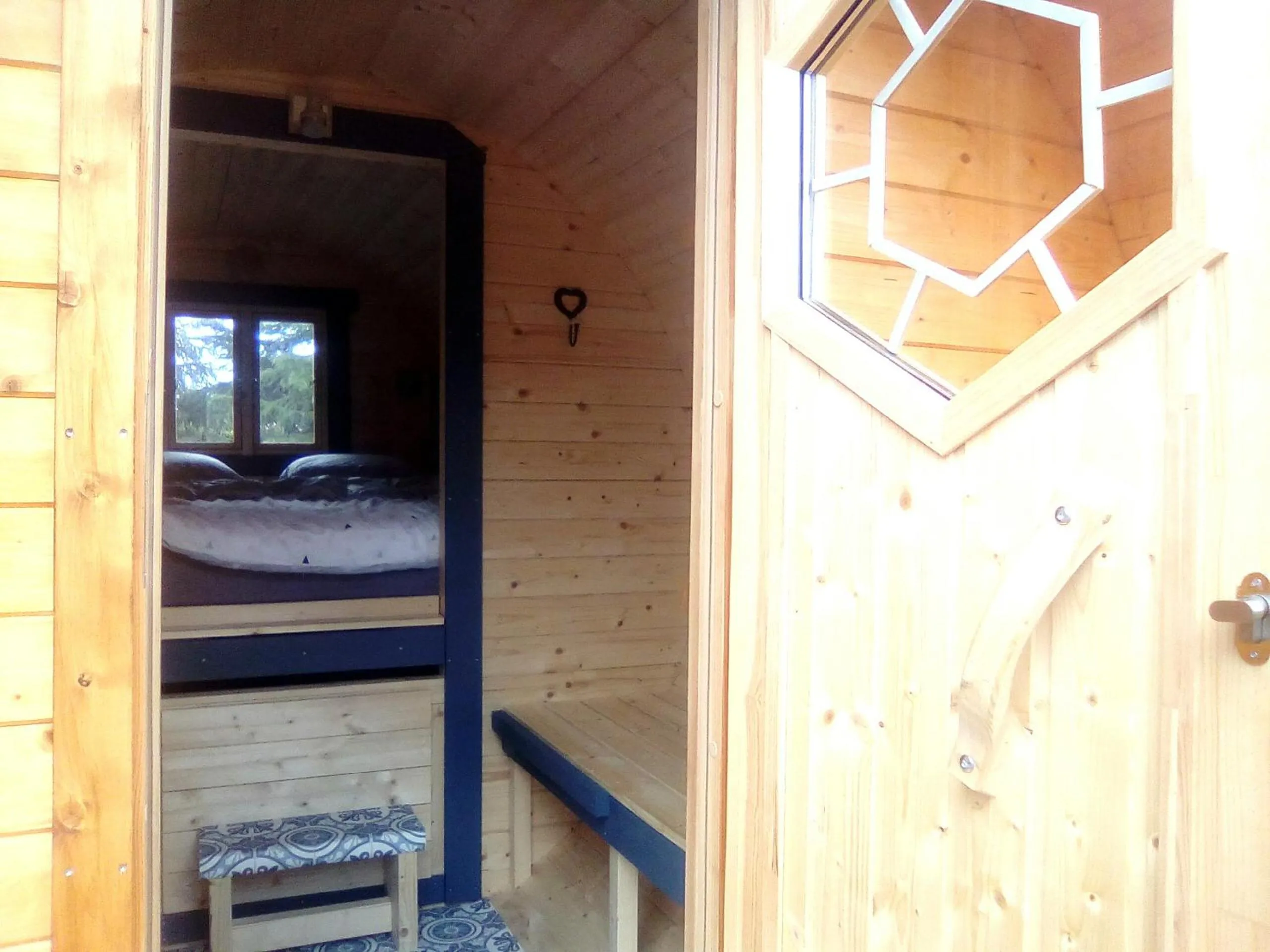 LES TONNEAUX DE L'EURE LOGEMENT INSOLITE