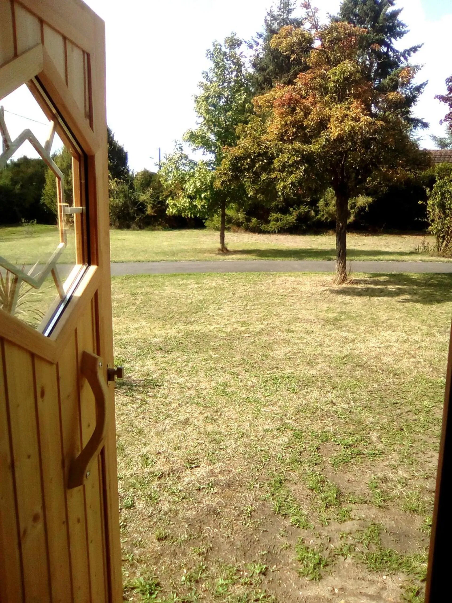 Property building in LES TONNEAUX DE L'EURE LOGEMENT INSOLITE