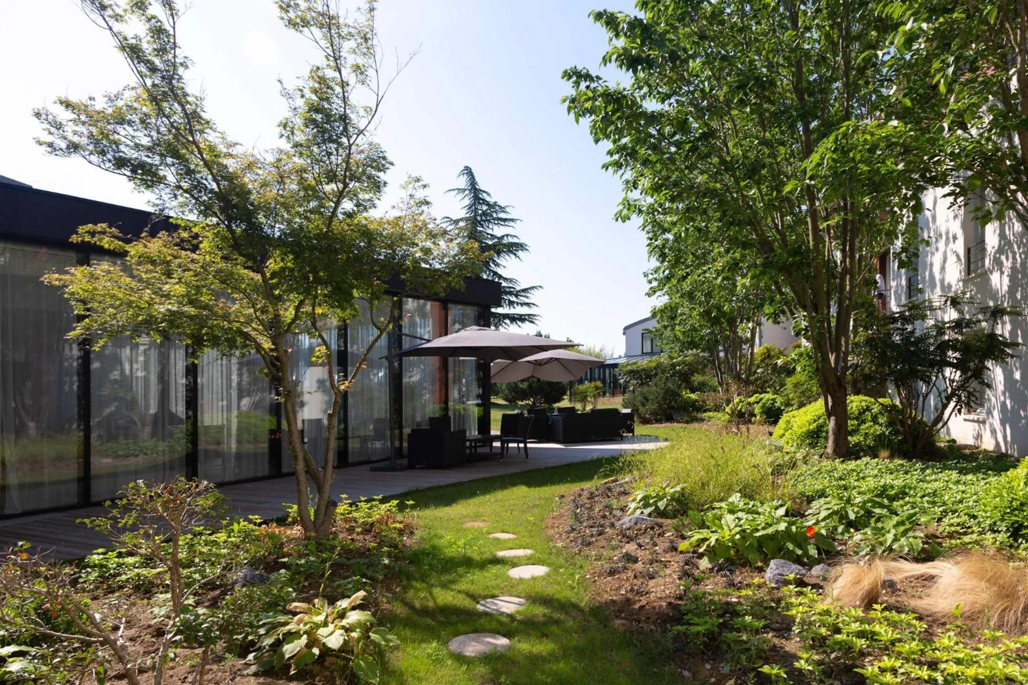 Property building in Paxton Paris MLV