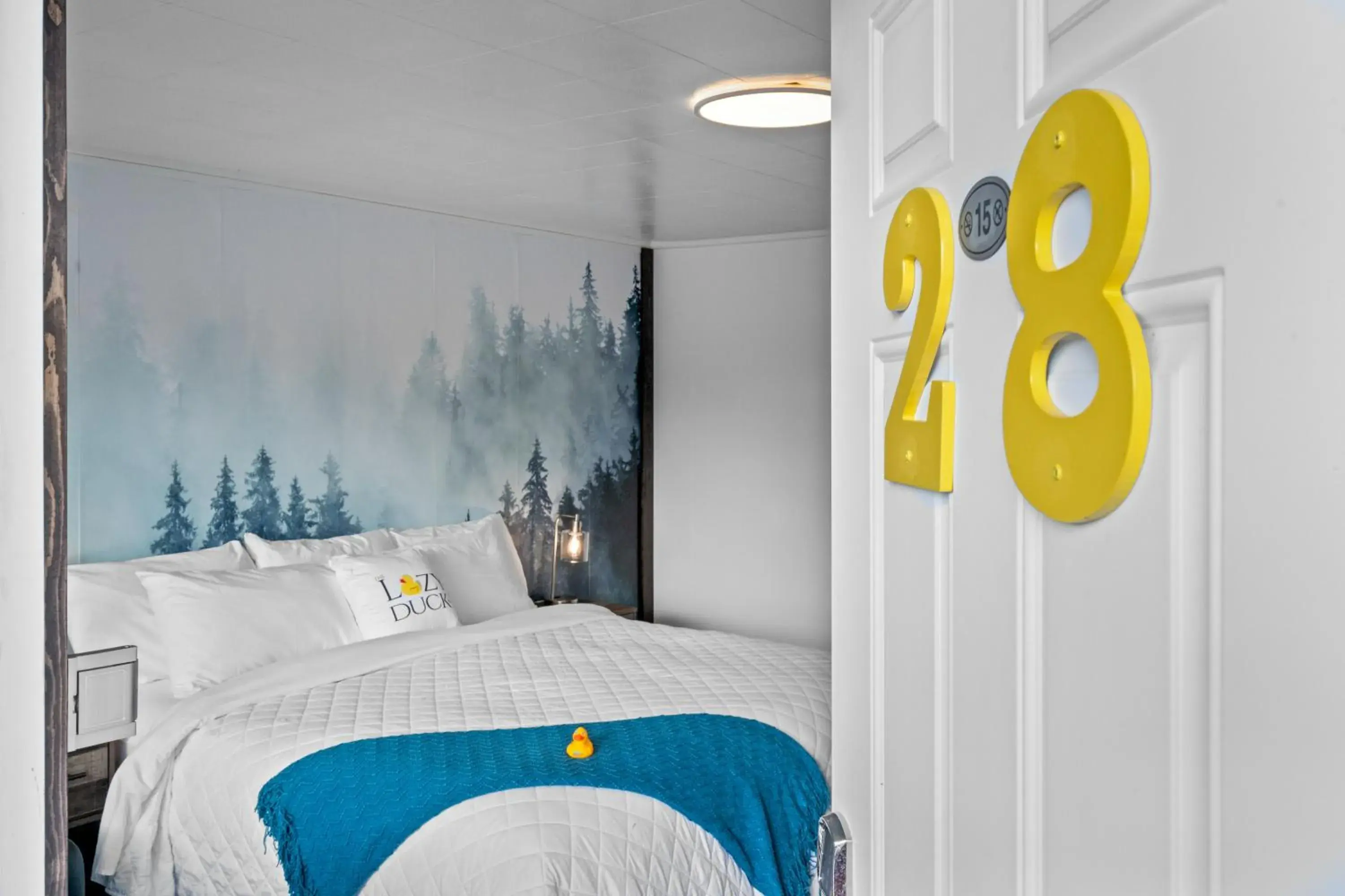 Deluxe Room in The Lazy Duck Inn Deluxe Room in The Lazy Duck Inn