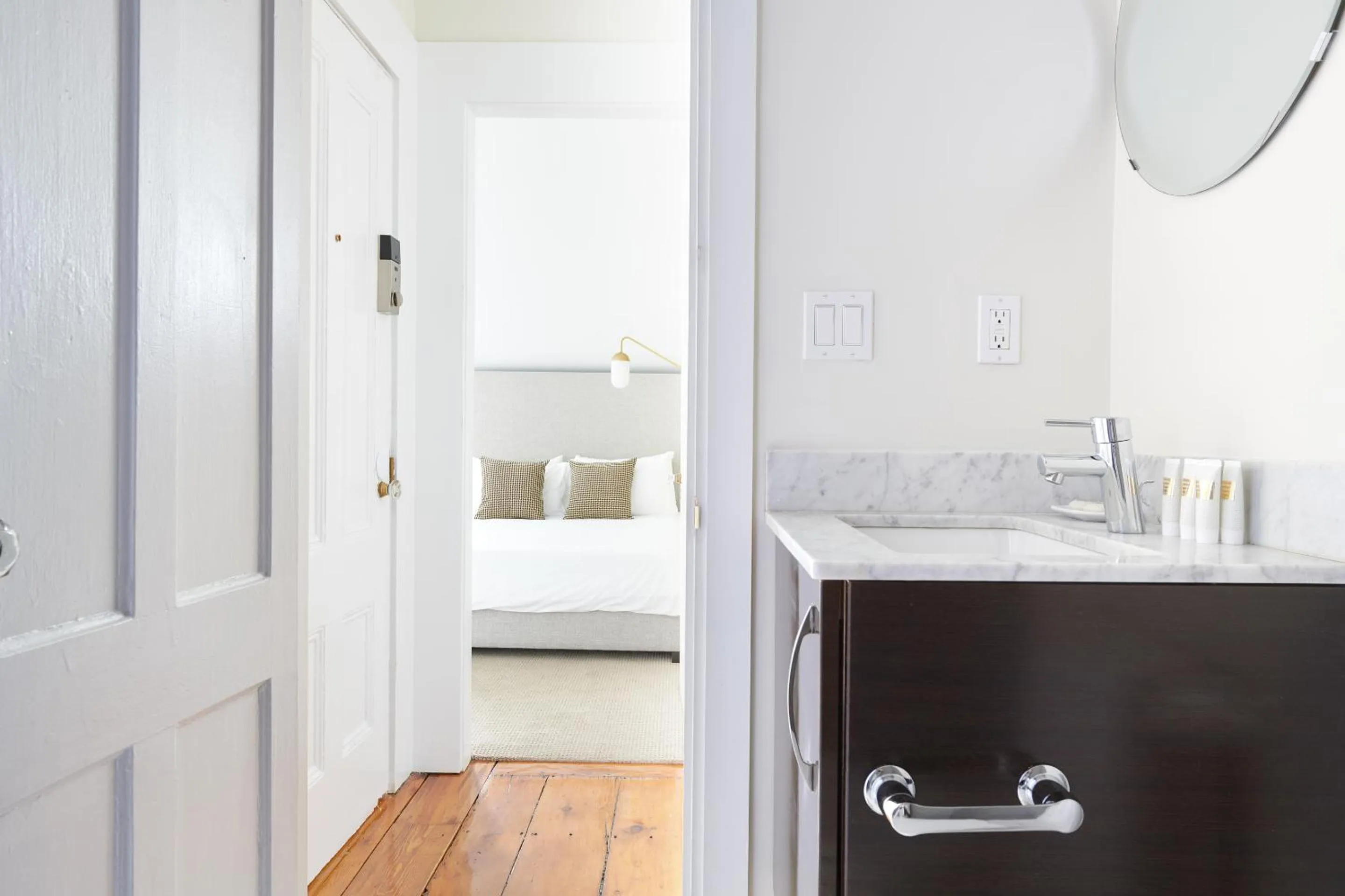 Bed in Sonder The Hancock