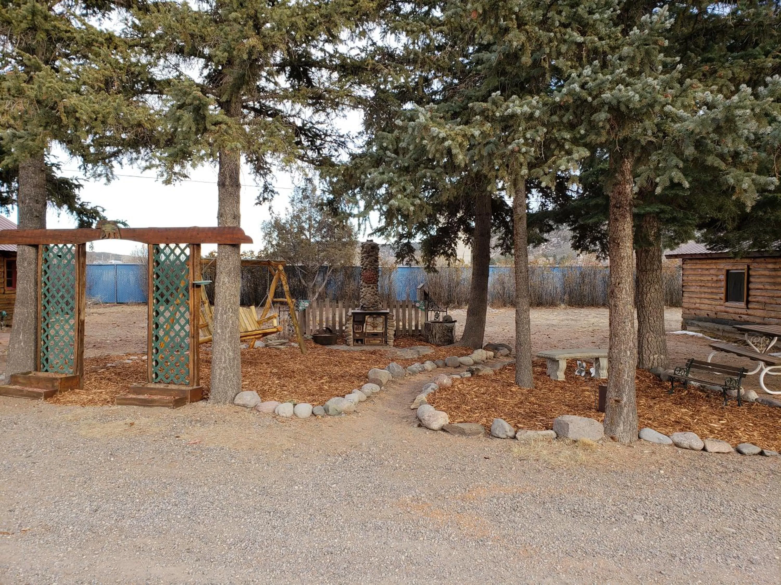 Patio in Chinook Cabins & RV Park