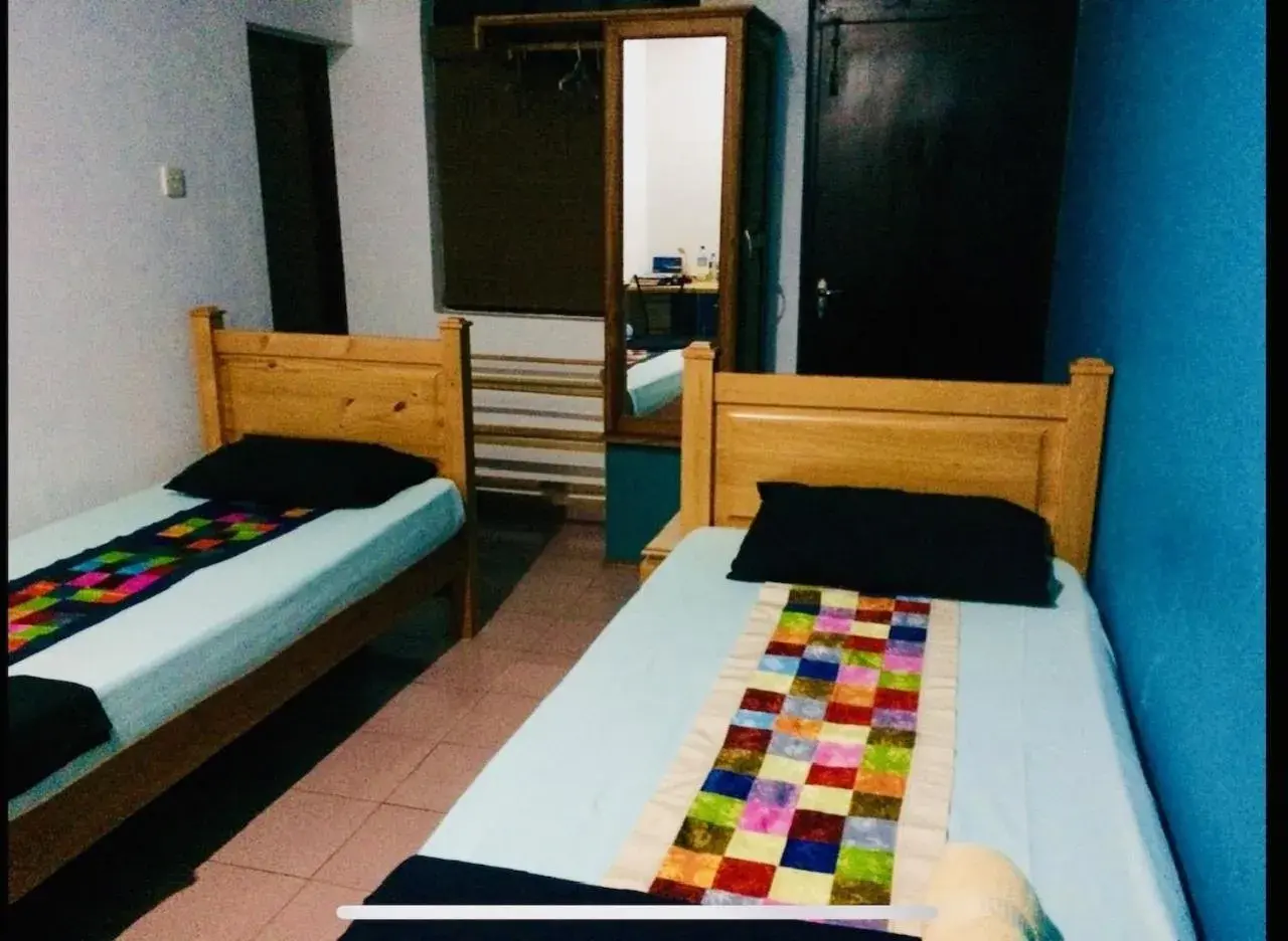 Twin Room with Bath - single occupancy in Breeze of Paradise Twin Room with Bath - single occupancy in Breeze of Paradise