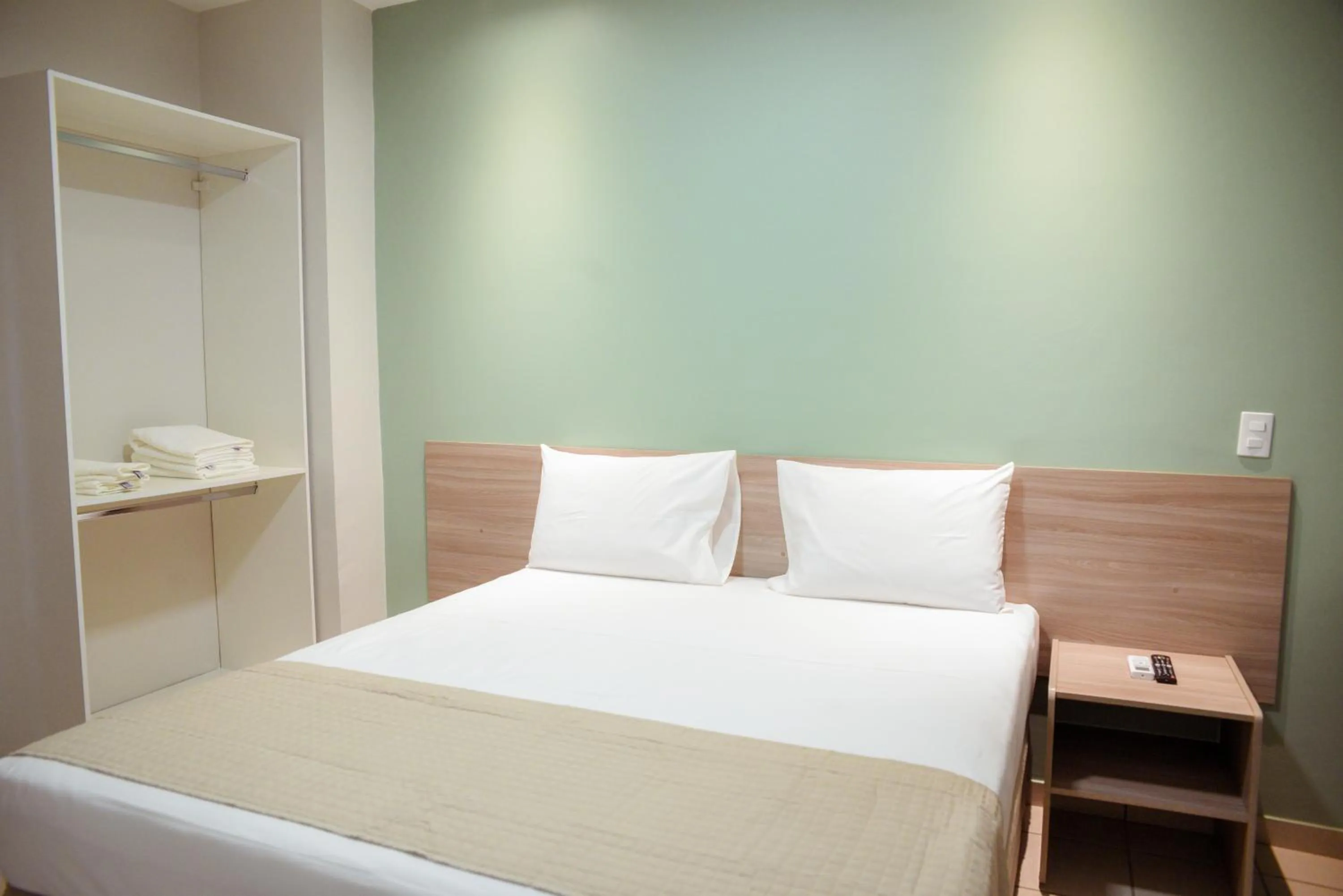 Bed in Hotel Vila Leste