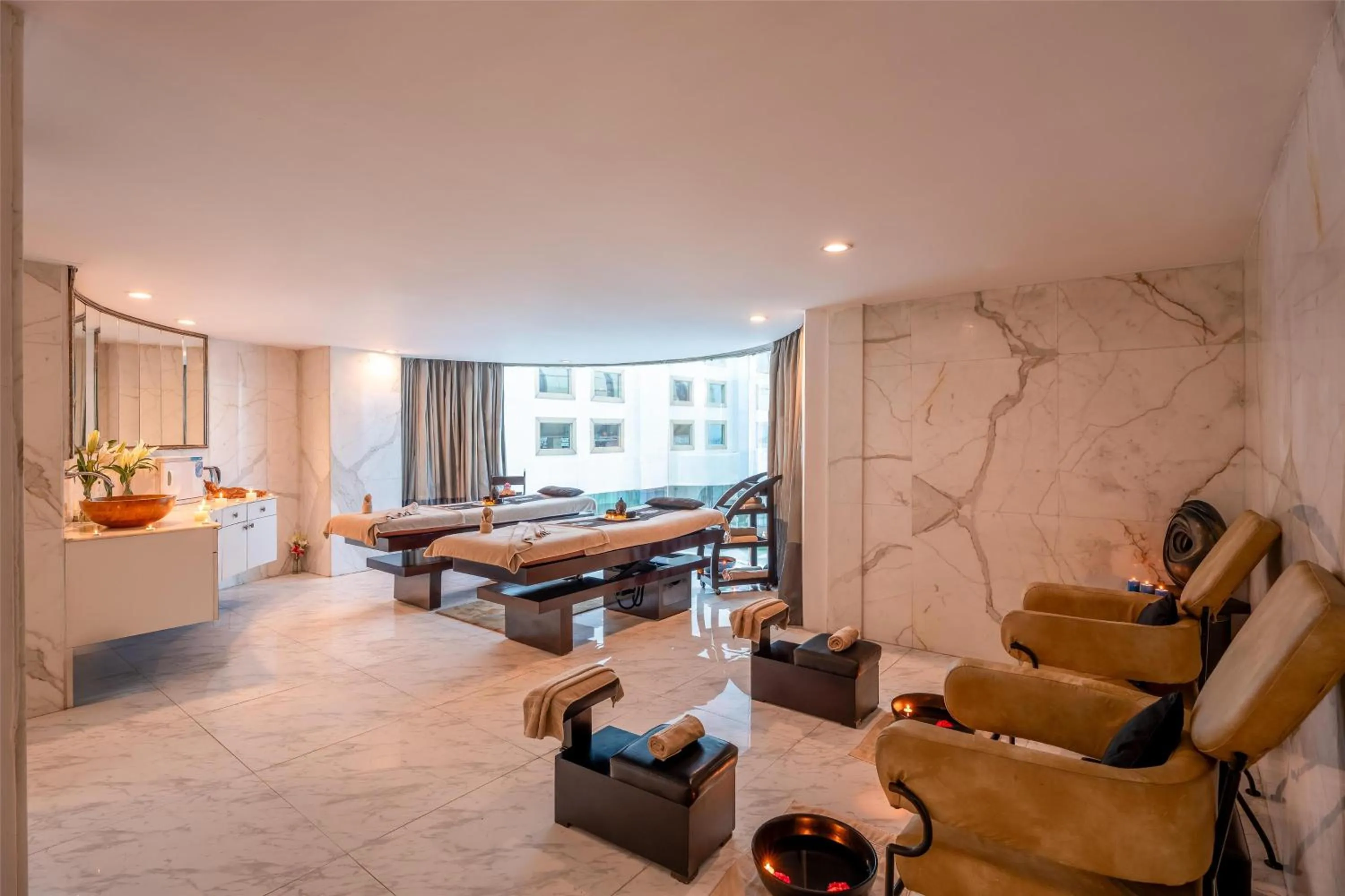 Fitness centre/facilities in Radisson Blu Hotel MBD Ludhiana