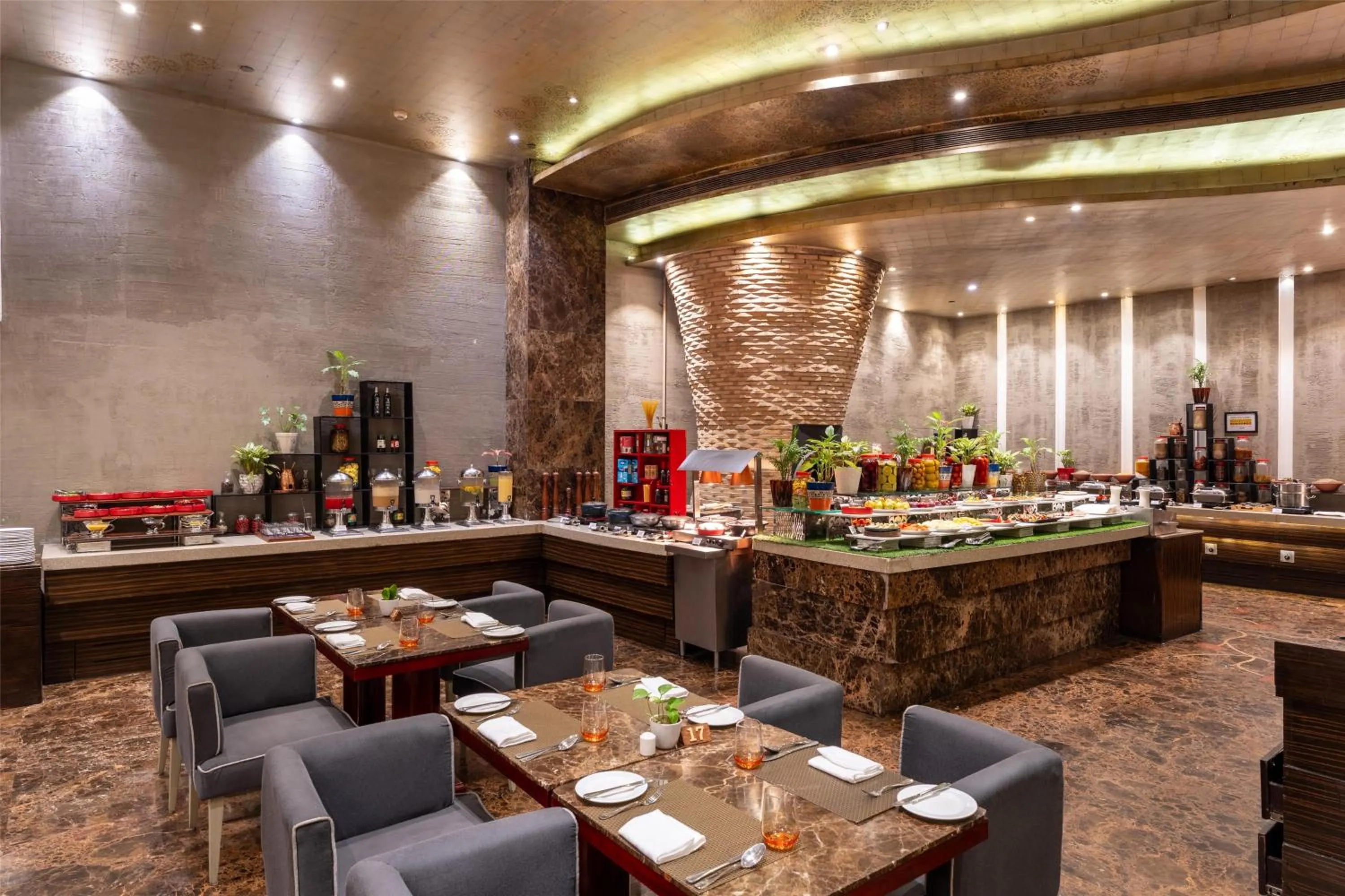 Restaurant/places to eat in Radisson Blu Hotel MBD Ludhiana