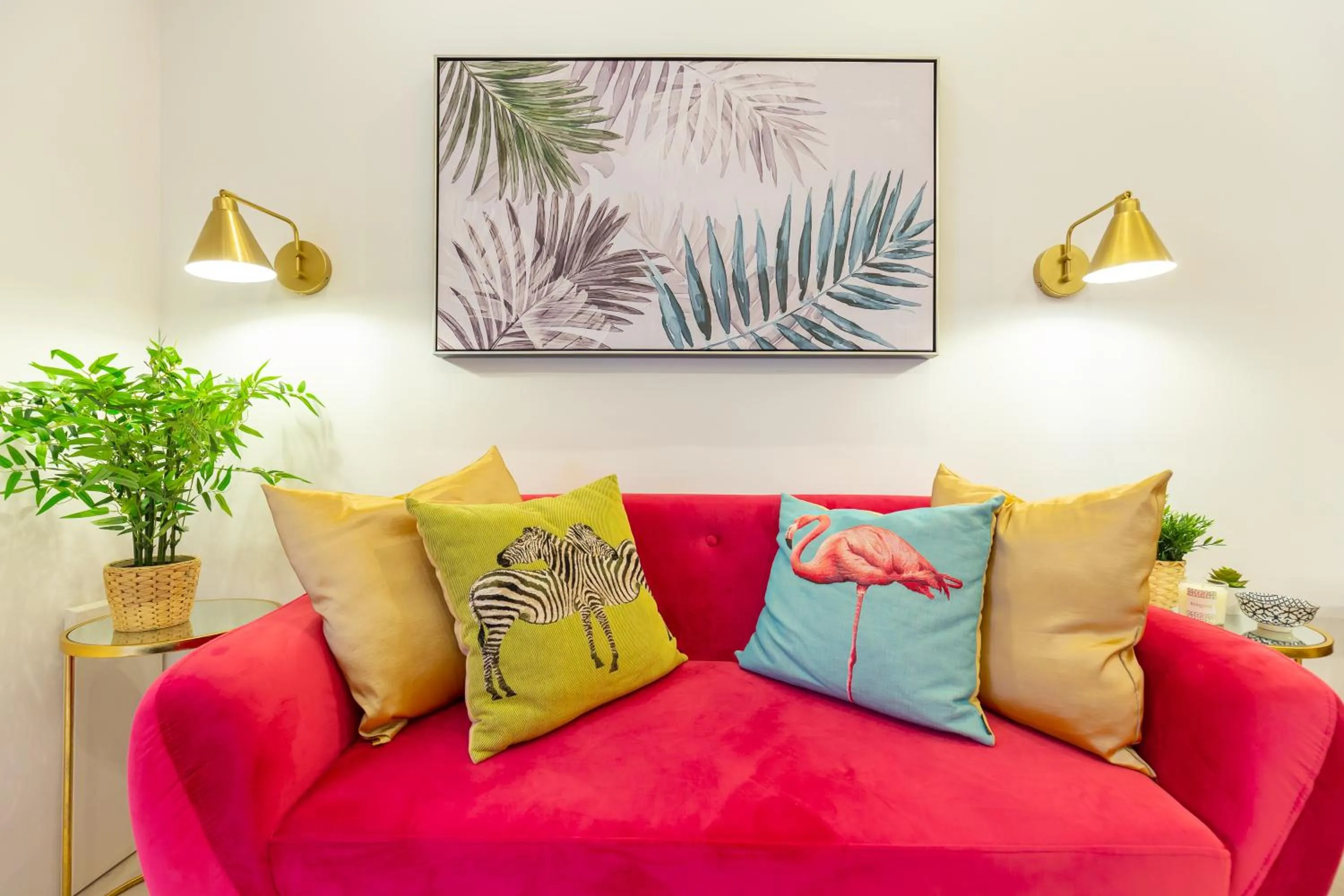 Living room in Old Town House with Floor Heating & Lush Private Garden