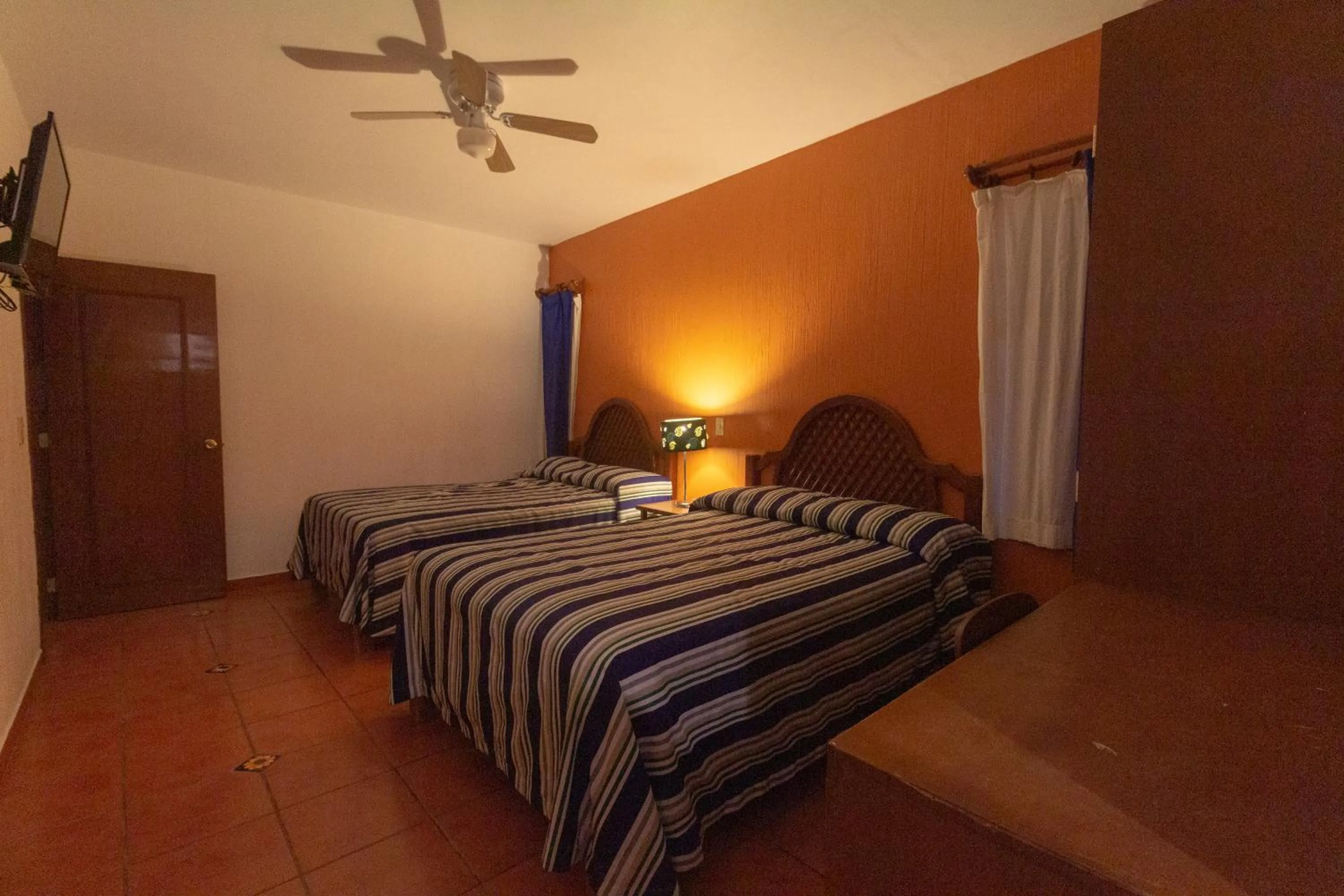 Photo of the whole room, Bed in Hotel Degollado