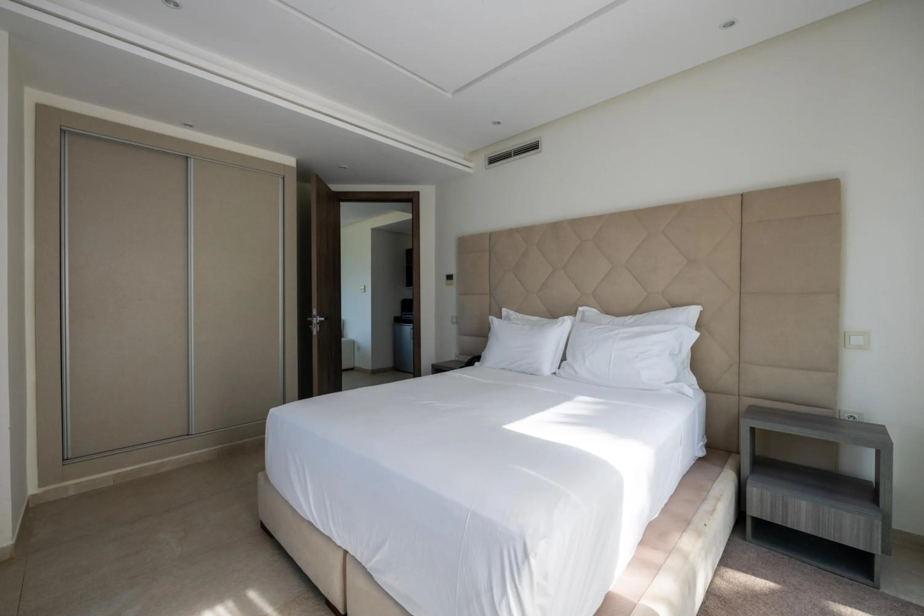 Bed in Le Tanger Résidence Hôtelière