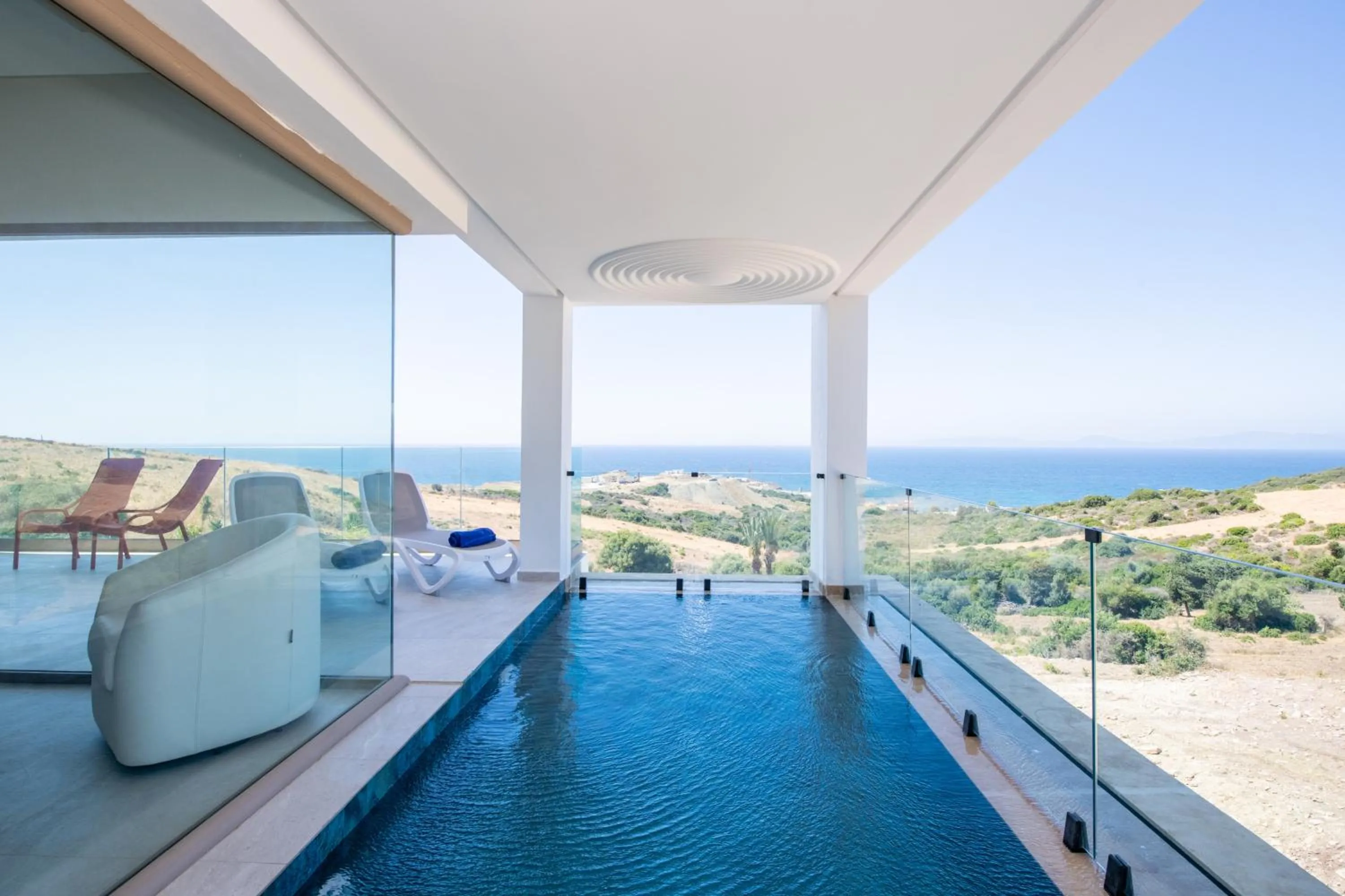 Swimming pool in Le Tanger Résidence Hôtelière