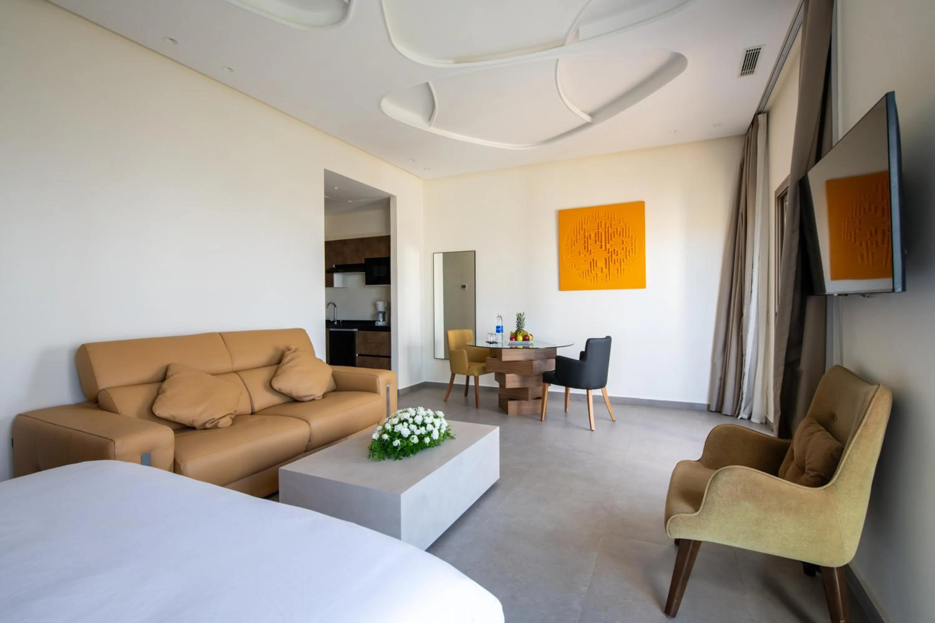 Seating area, Bed in Le Tanger Résidence Hôtelière