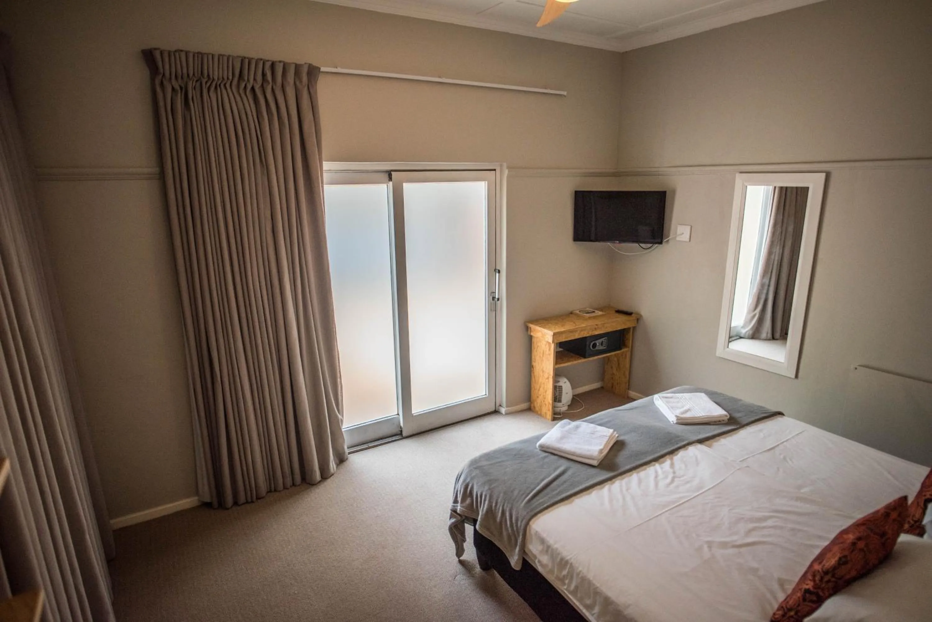 Bedroom in Atlantic Point Backpackers