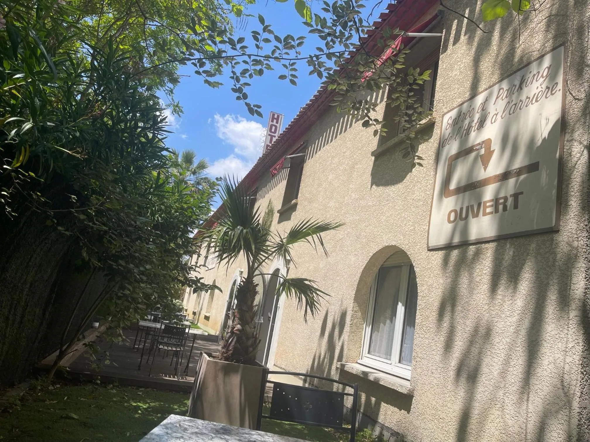 Property building in Hôtel Ulysse Montpellier Centre