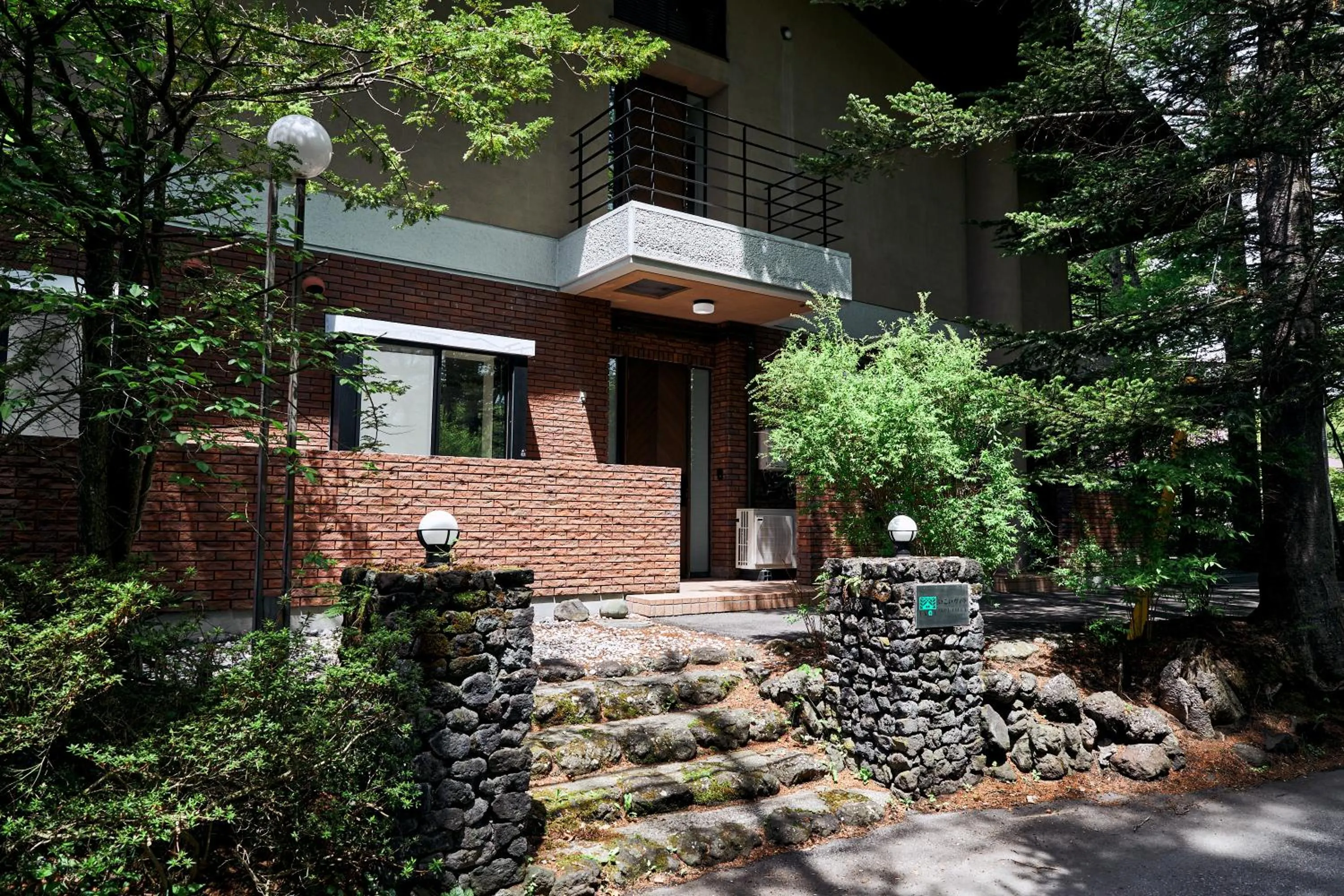Facade/entrance in IKOI Villa