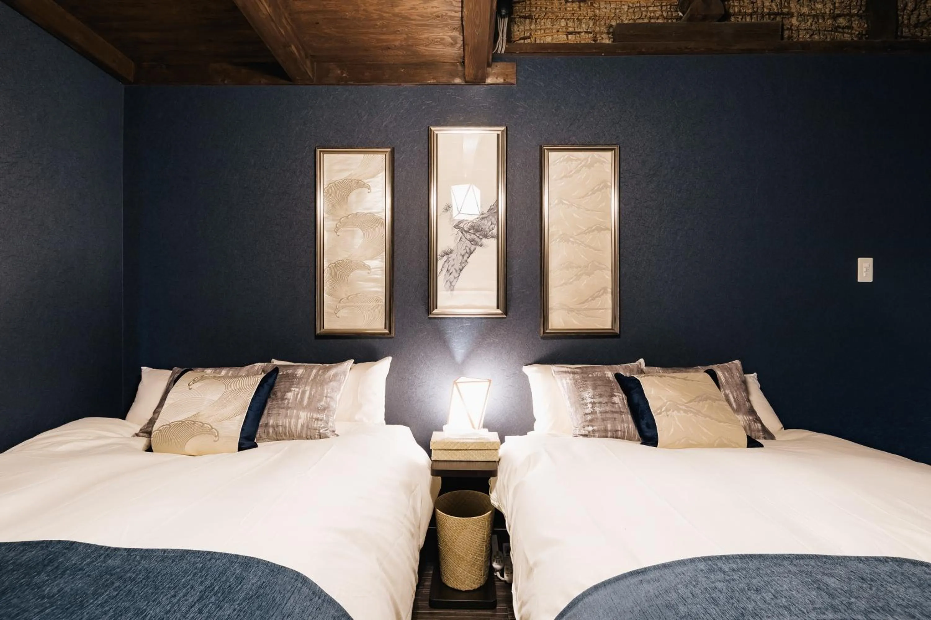 Bed in Prestige Suites Osaka Teradacho