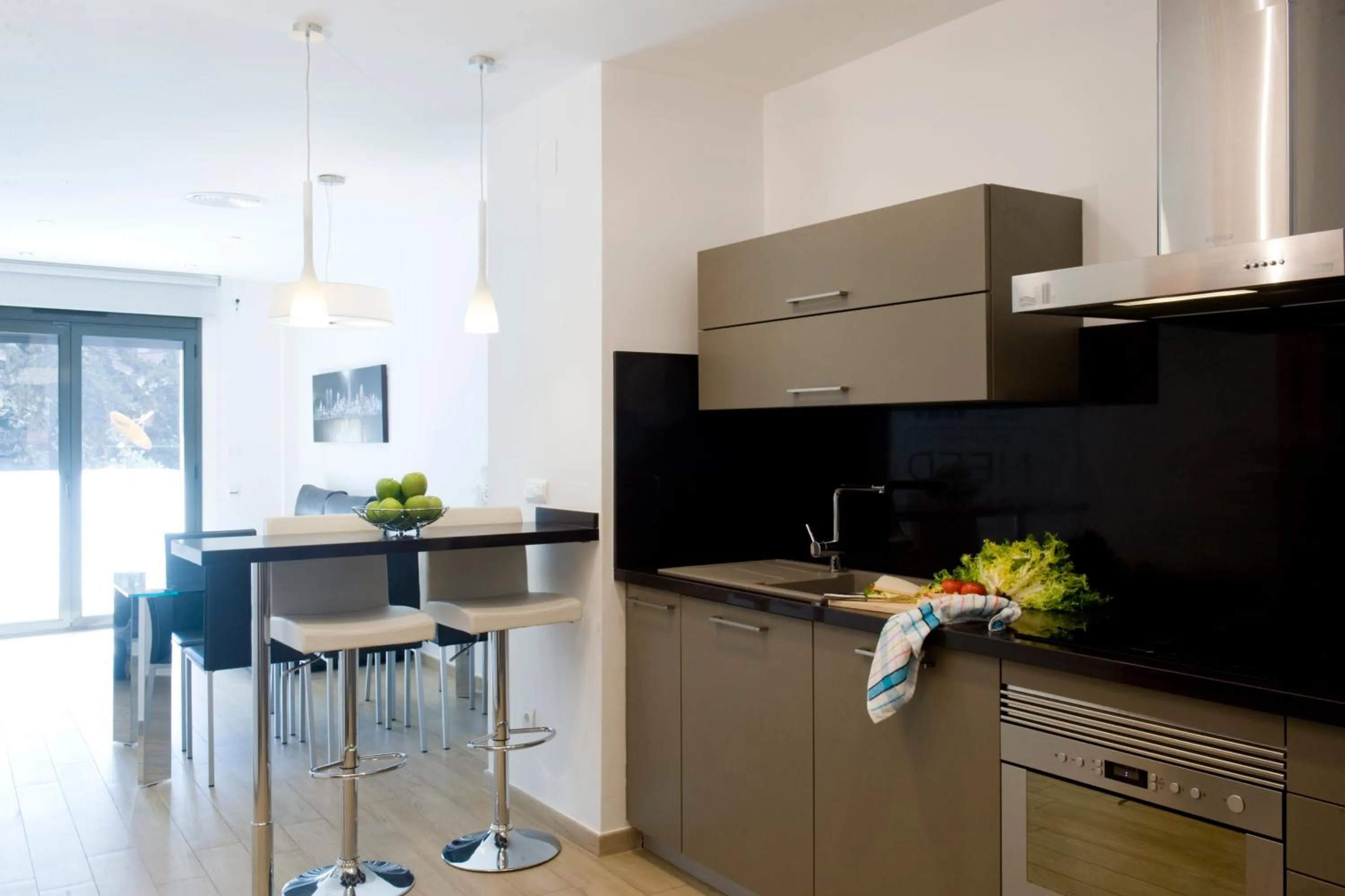 Kitchen or kitchenette in Home to Home Barcelona