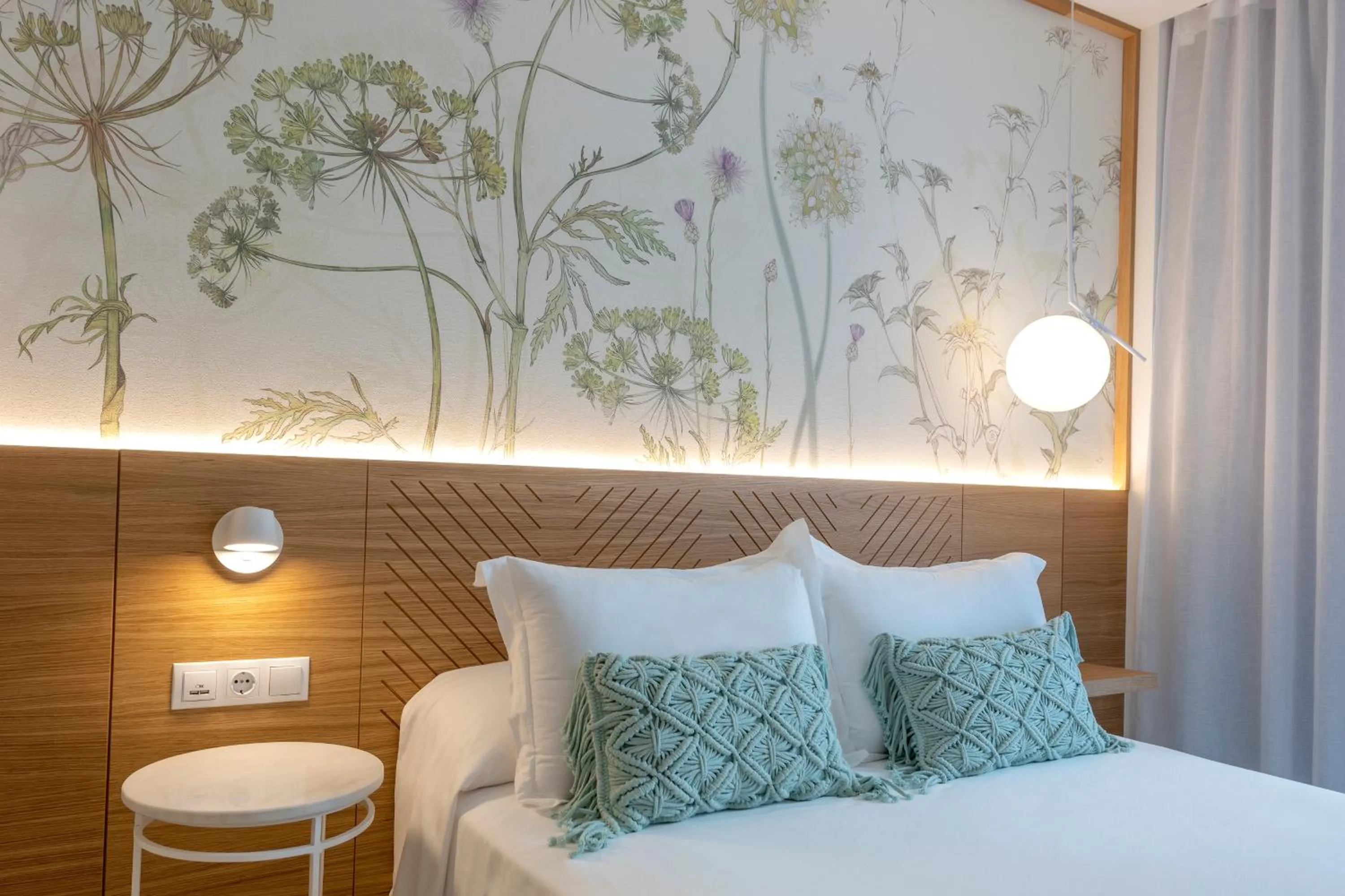 Photo of the whole room, Bed in Alzocaire Hostal Boutique