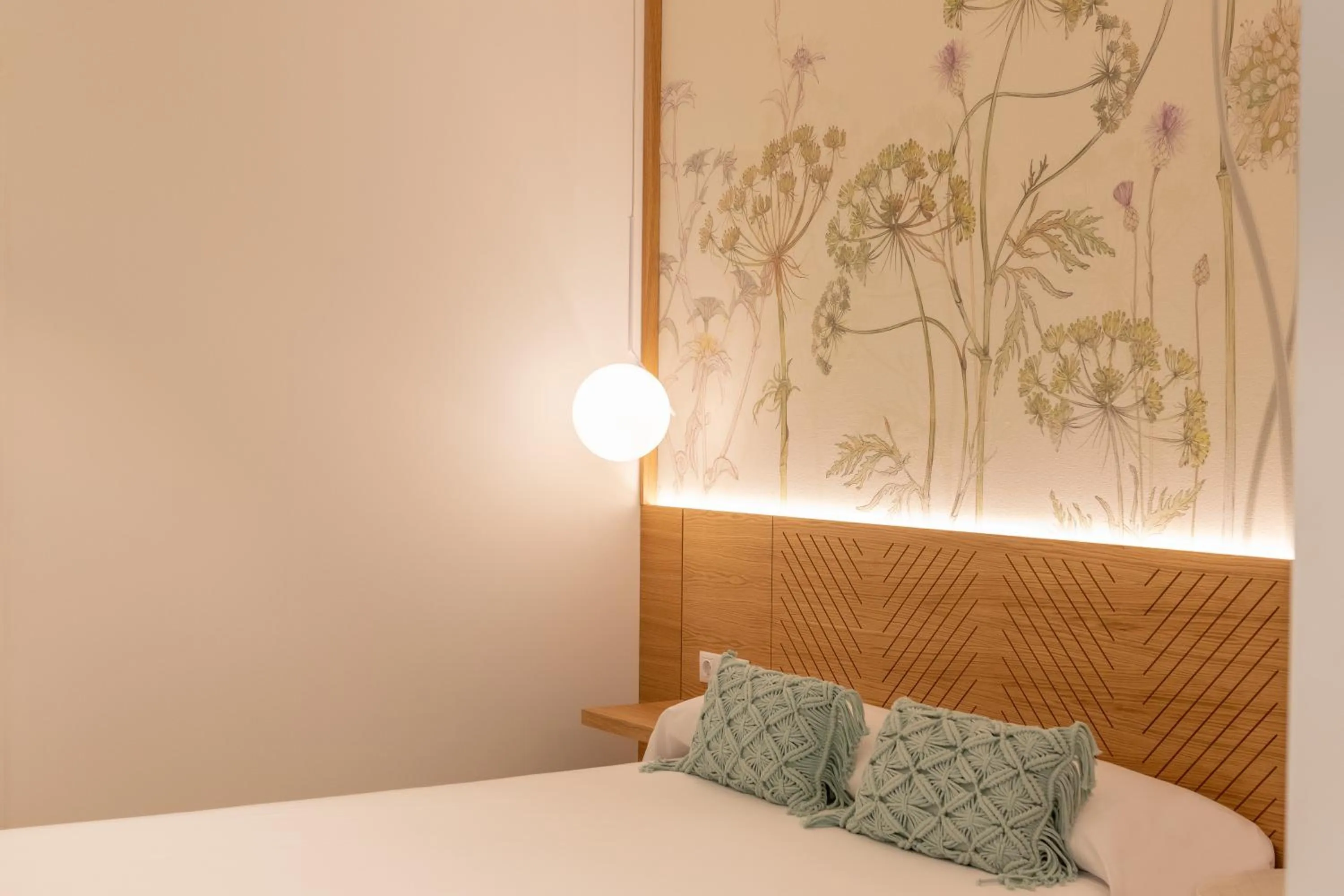 Photo of the whole room, Bed in Alzocaire Hostal Boutique